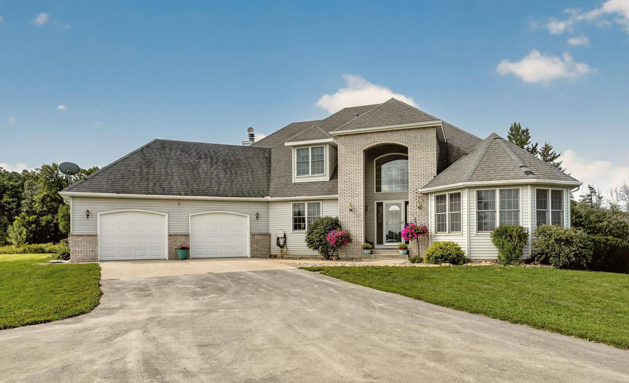 13787 630th ST, Claremont, MN 55924