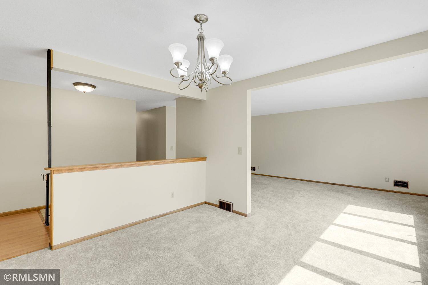 5001 W 98th ST, Bloomington, MN 55437