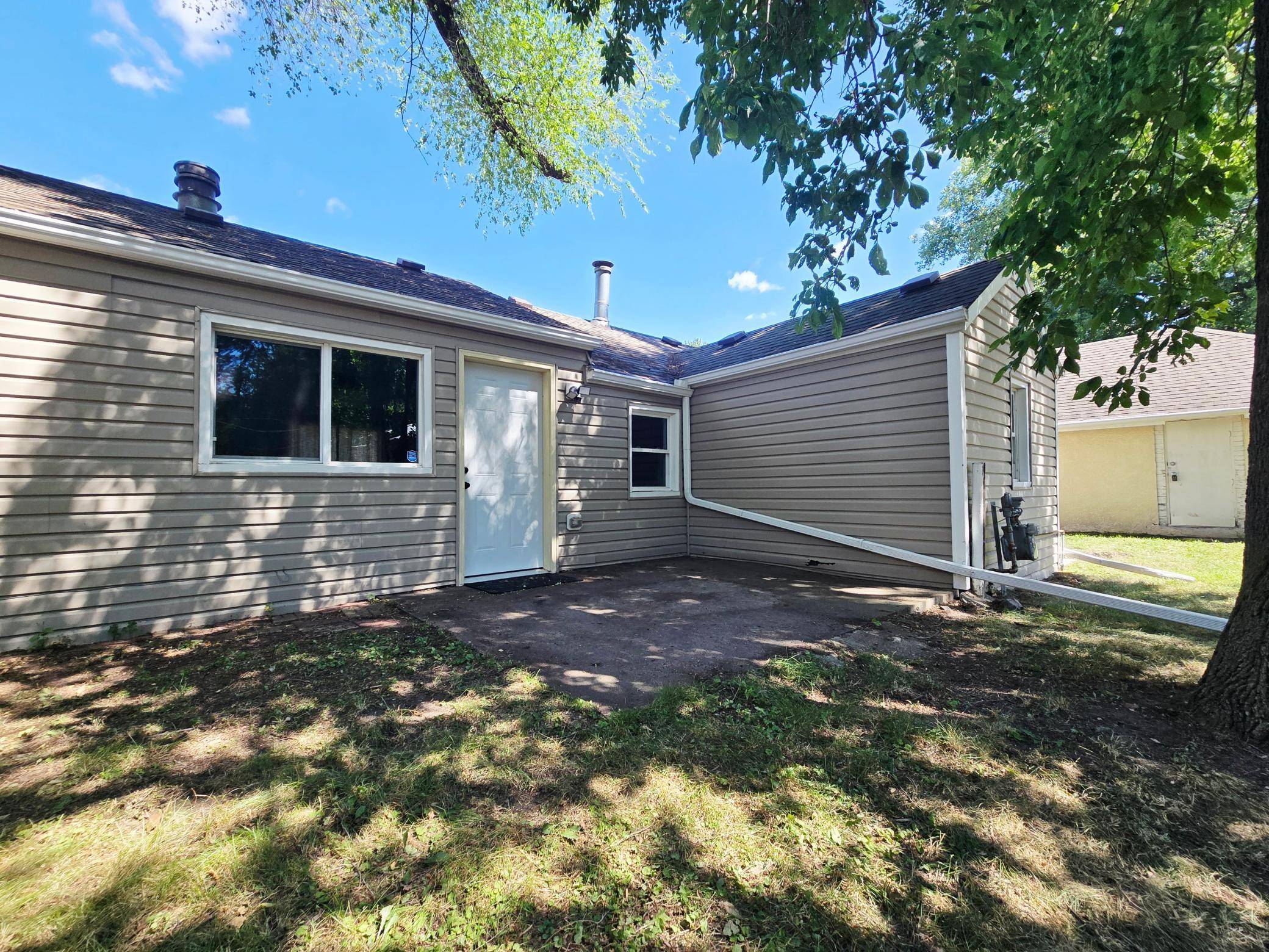 1202 11th AVE SE, Saint Cloud, MN 56304