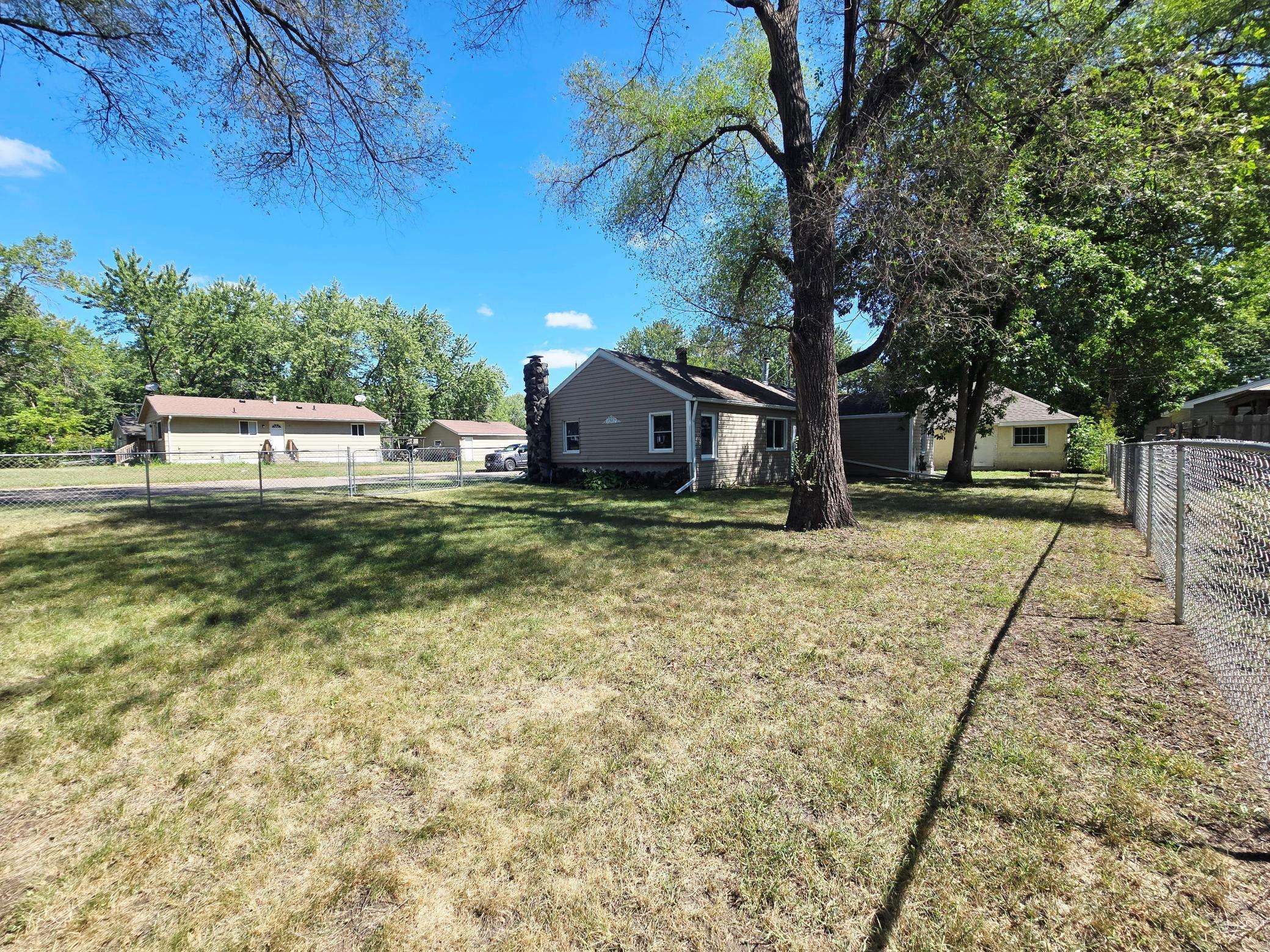 1202 11th AVE SE, Saint Cloud, MN 56304