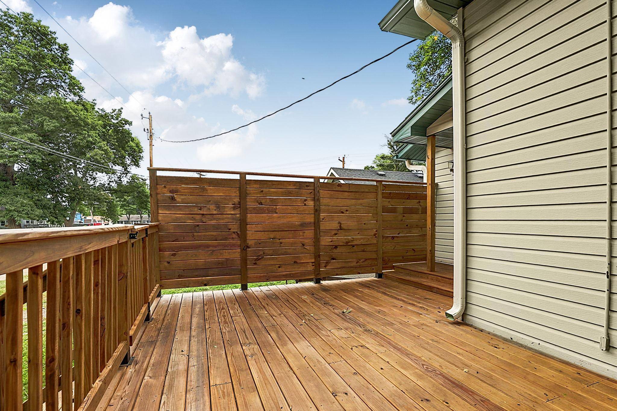 555 2nd AVE NW, Milaca, MN 56353