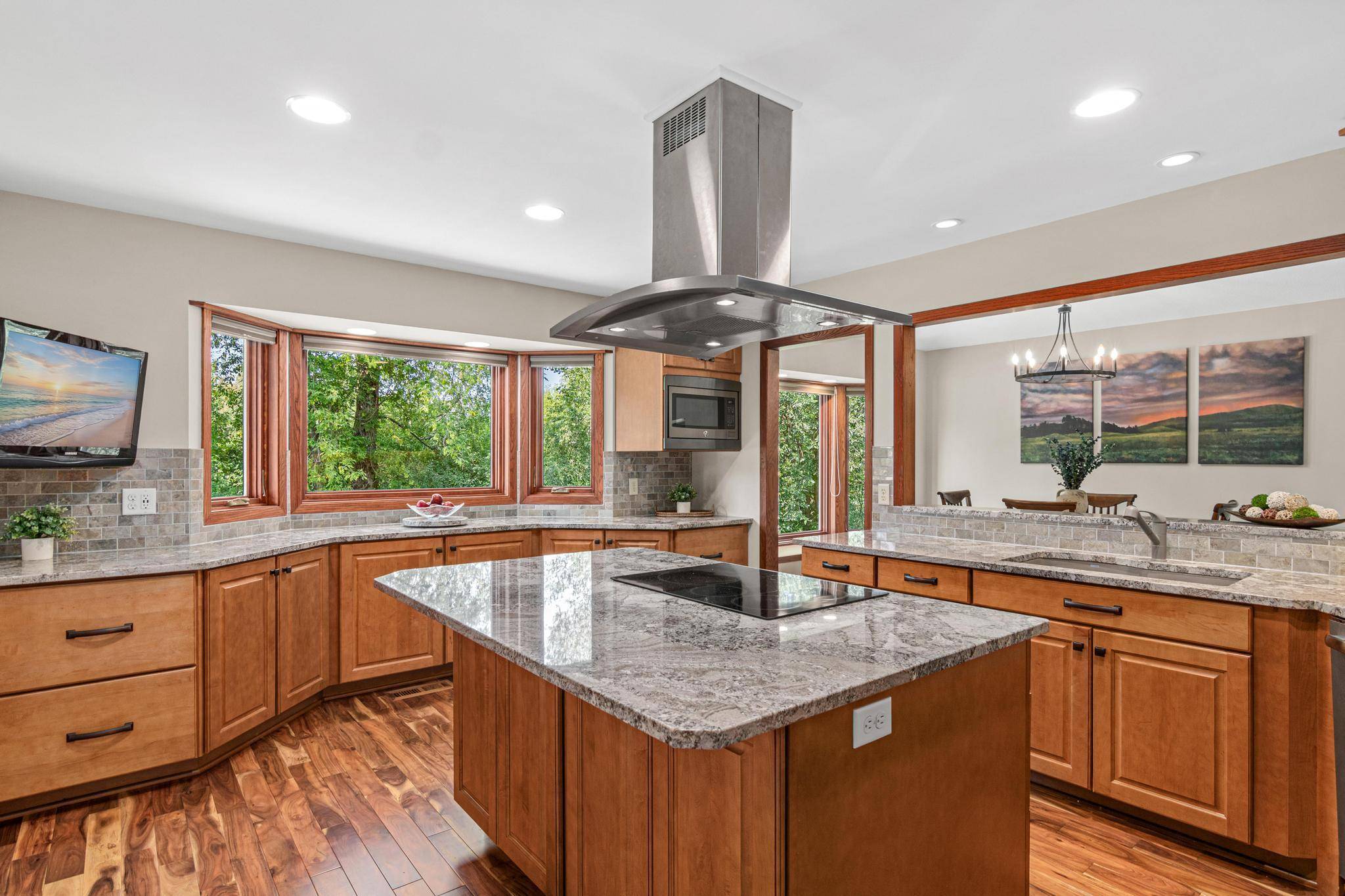 2915 Bruce CT, Inver Grove Heights, MN 55077