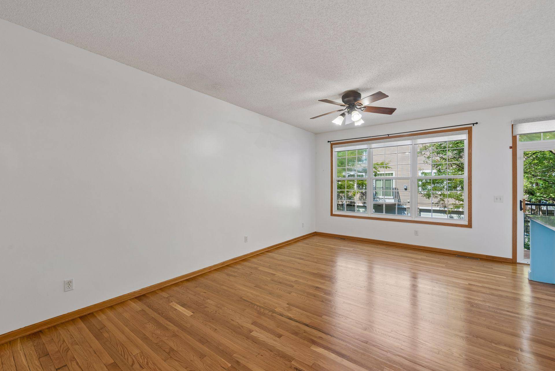 727 2nd ST NE, Hopkins, MN 55343