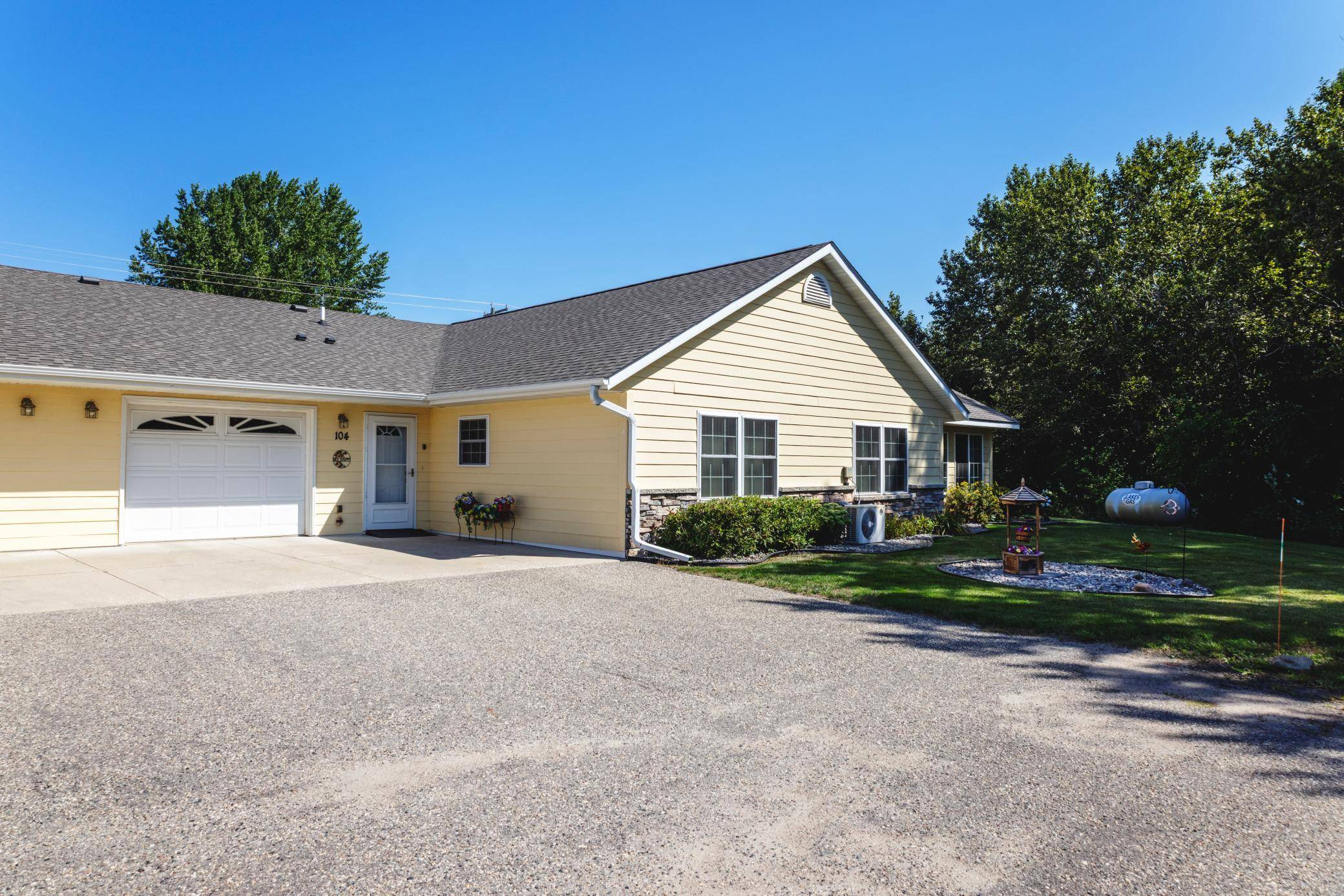 116 West Street CIR #104, Miltona, MN 56354