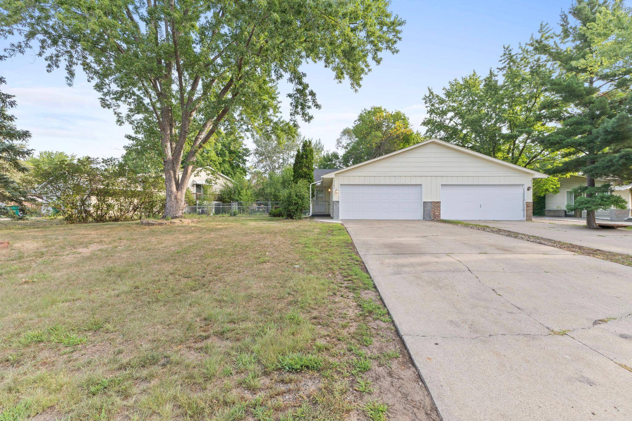2163 109th LN NW, Coon Rapids, MN 55433