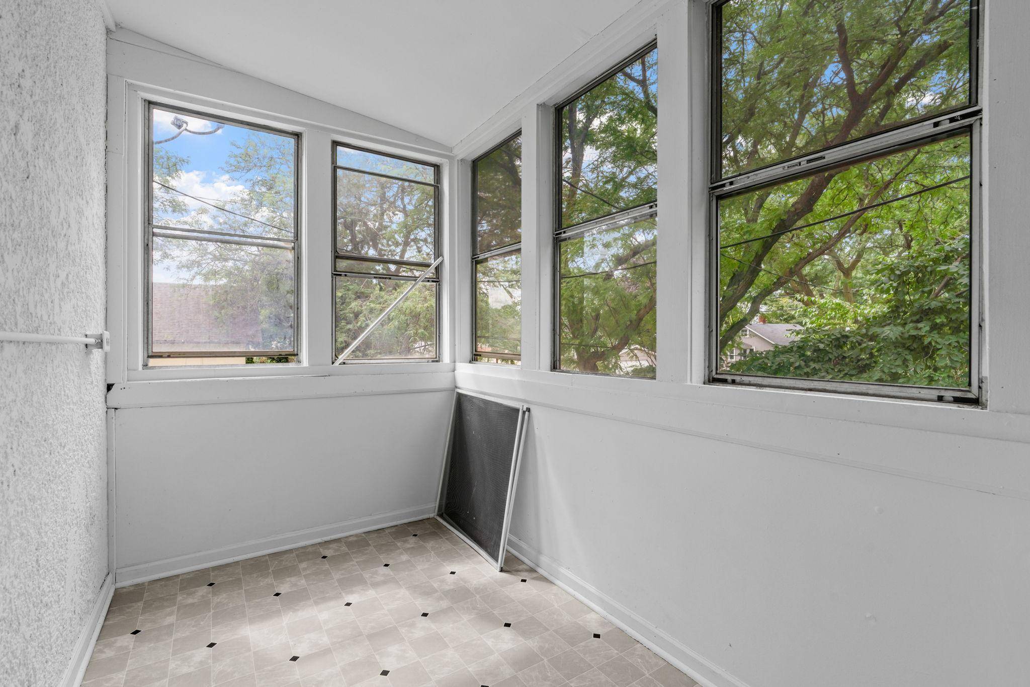 2600 Washington ST NE, Minneapolis, MN 55418