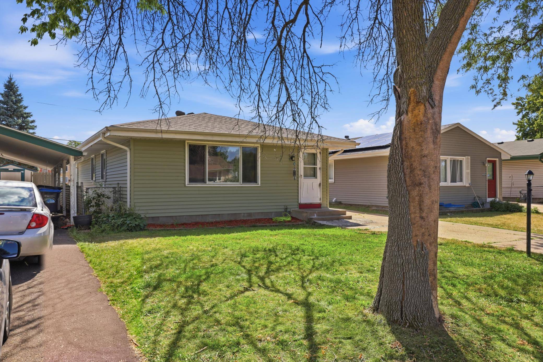 2336 12th AVE E, North Saint Paul, MN 55109