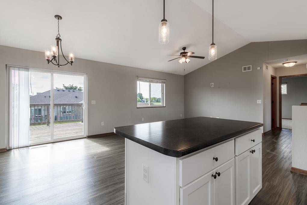 720 Mulligan ST, Mankato, MN 56001
