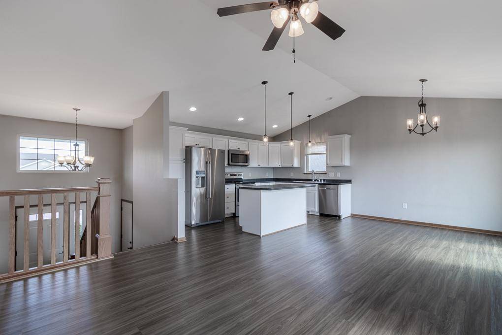 720 Mulligan ST, Mankato, MN 56001