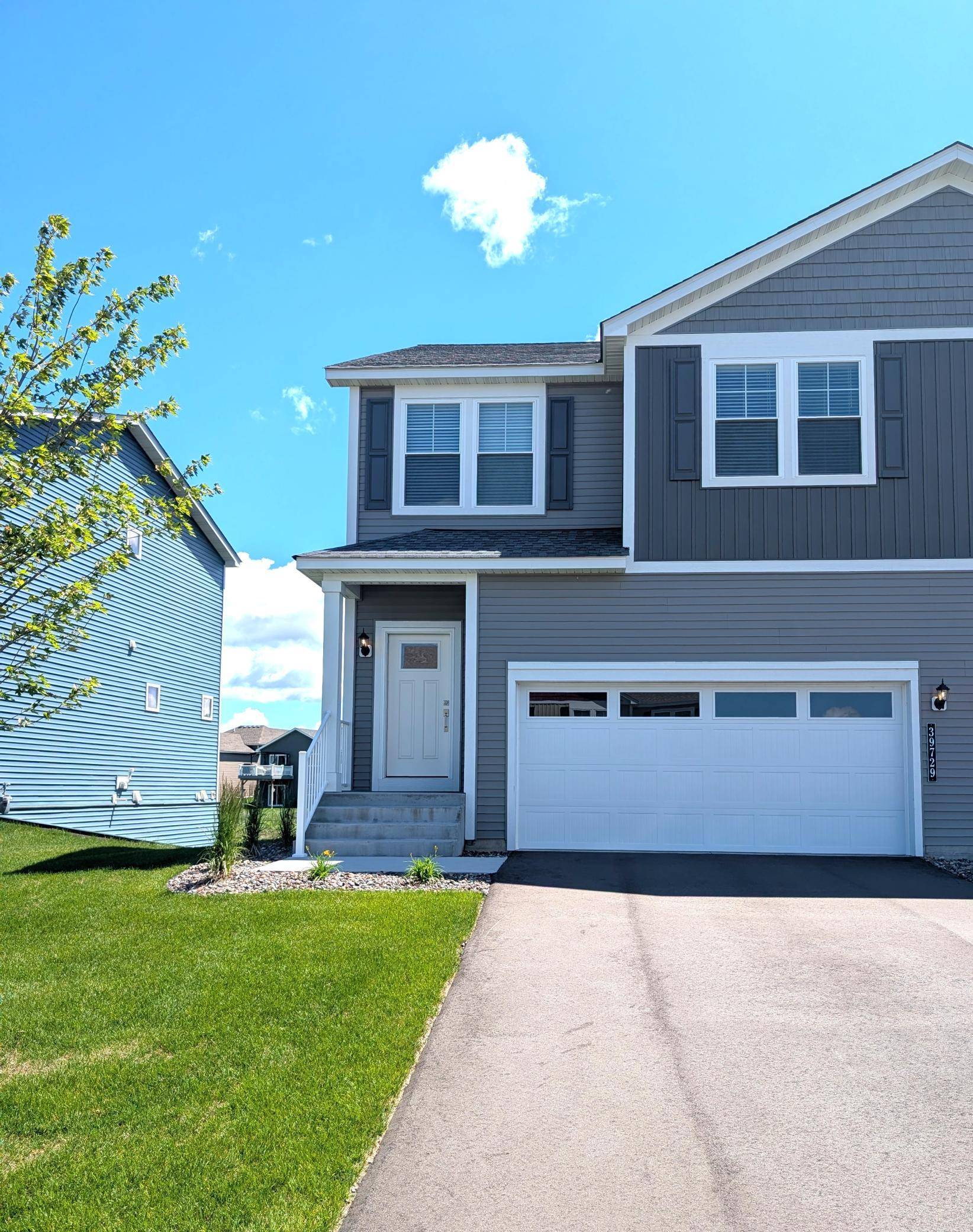 39729 Fallbrook AVE, North Branch, MN 55056