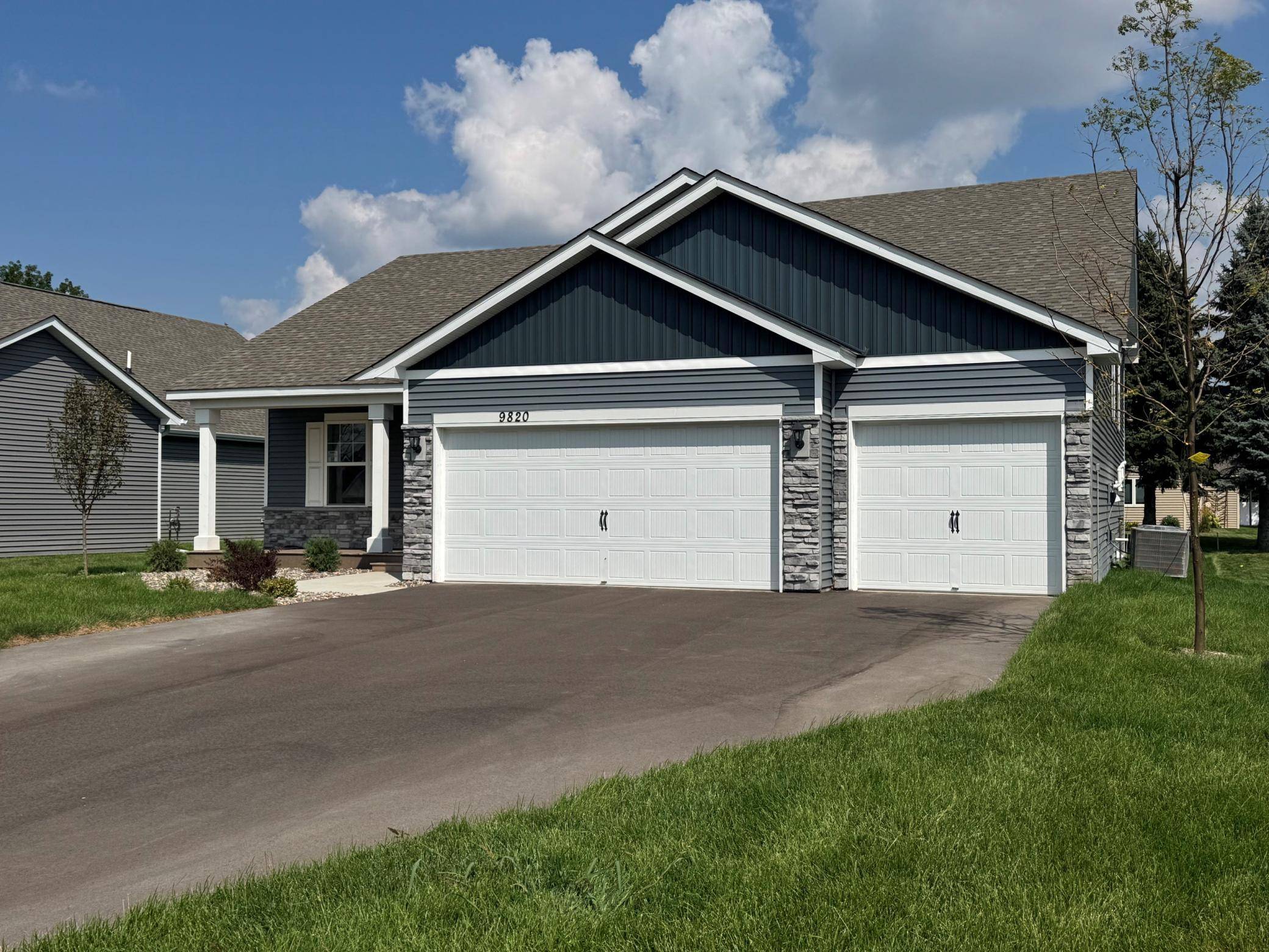 9820 Upper 89th ST S, Cottage Grove, MN 55016