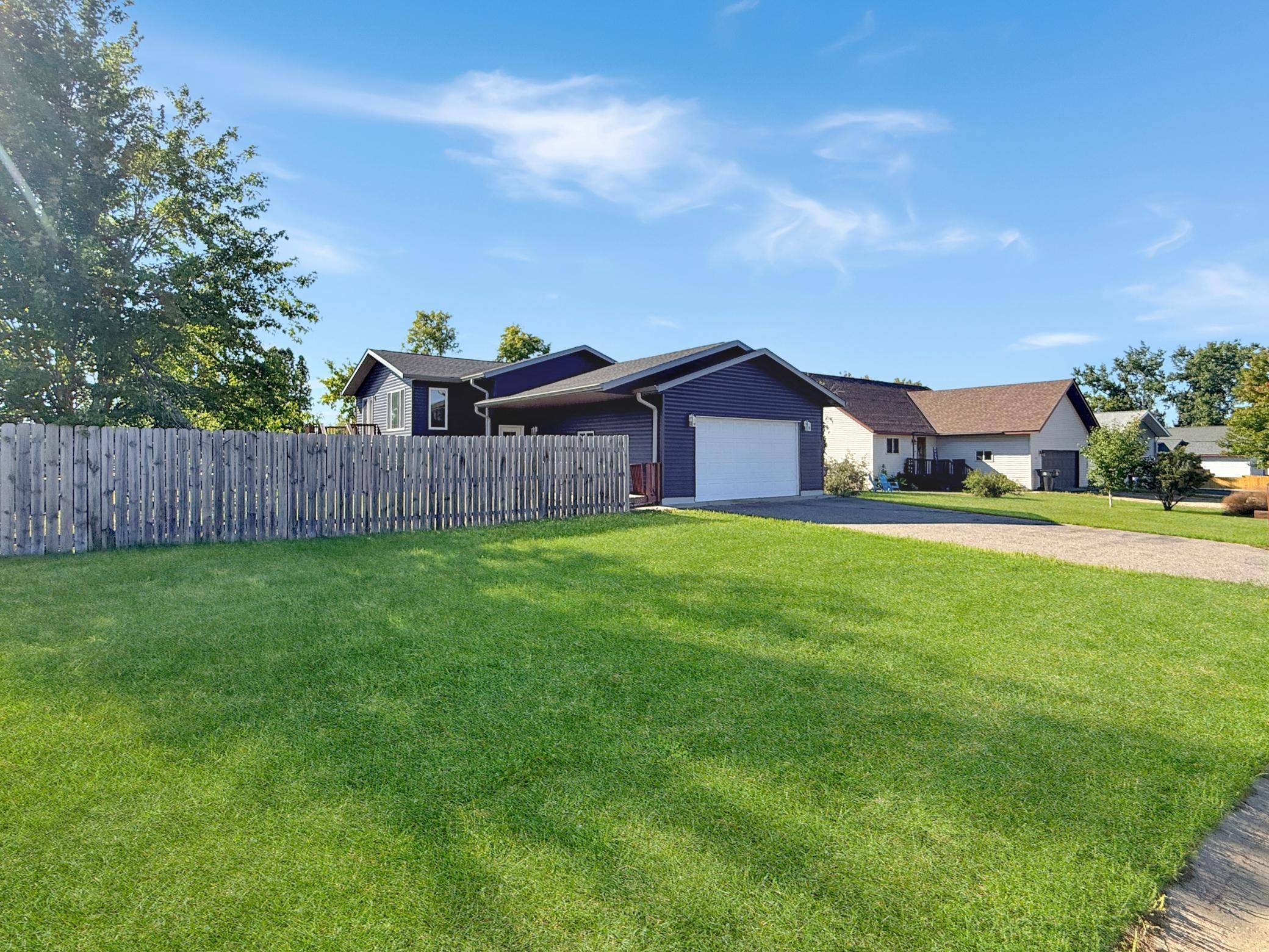 105 Walborg AVE NE, Bemidji, MN 56601