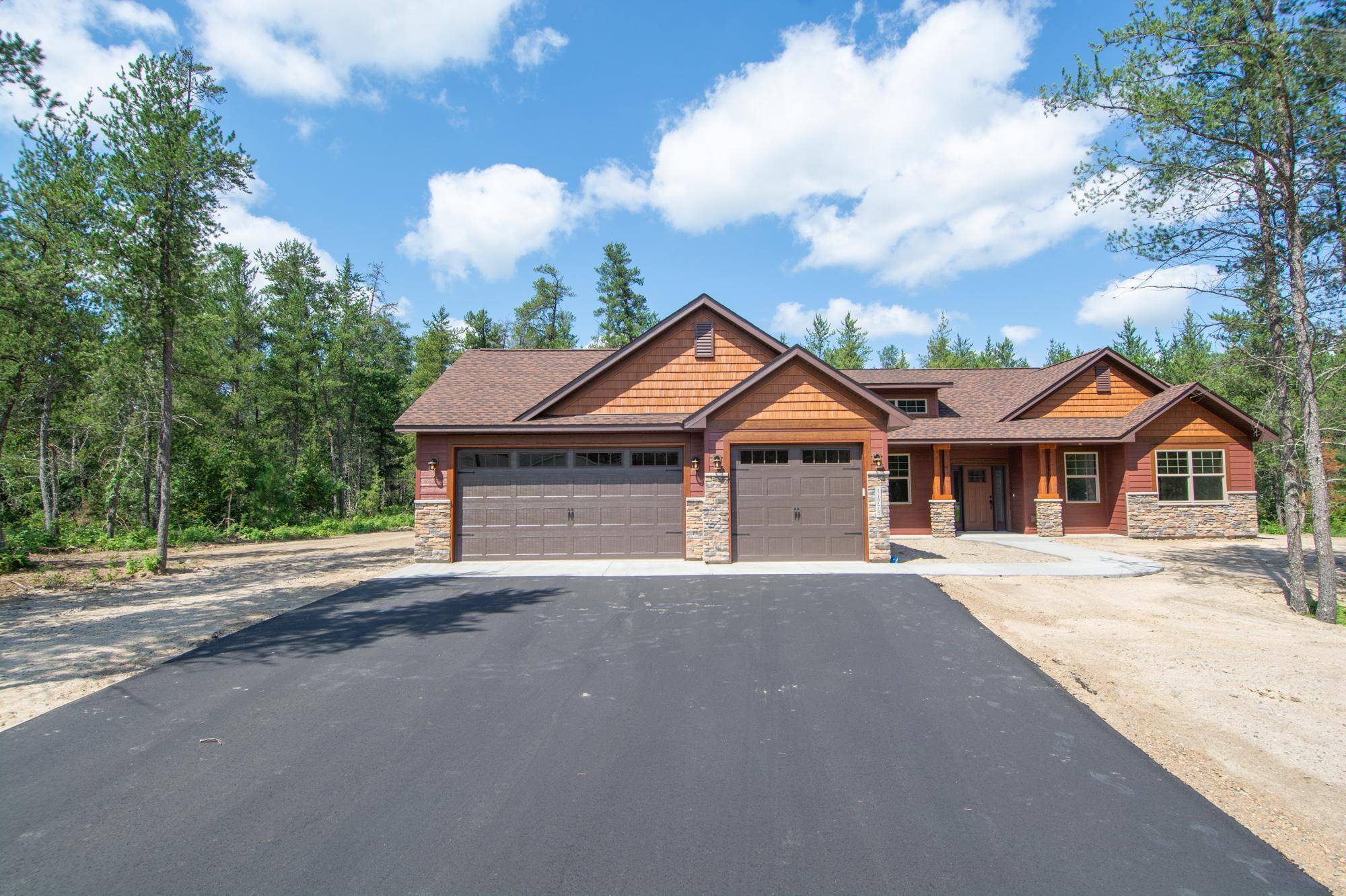 11775 Forestview DR, Baxter, MN 56425
