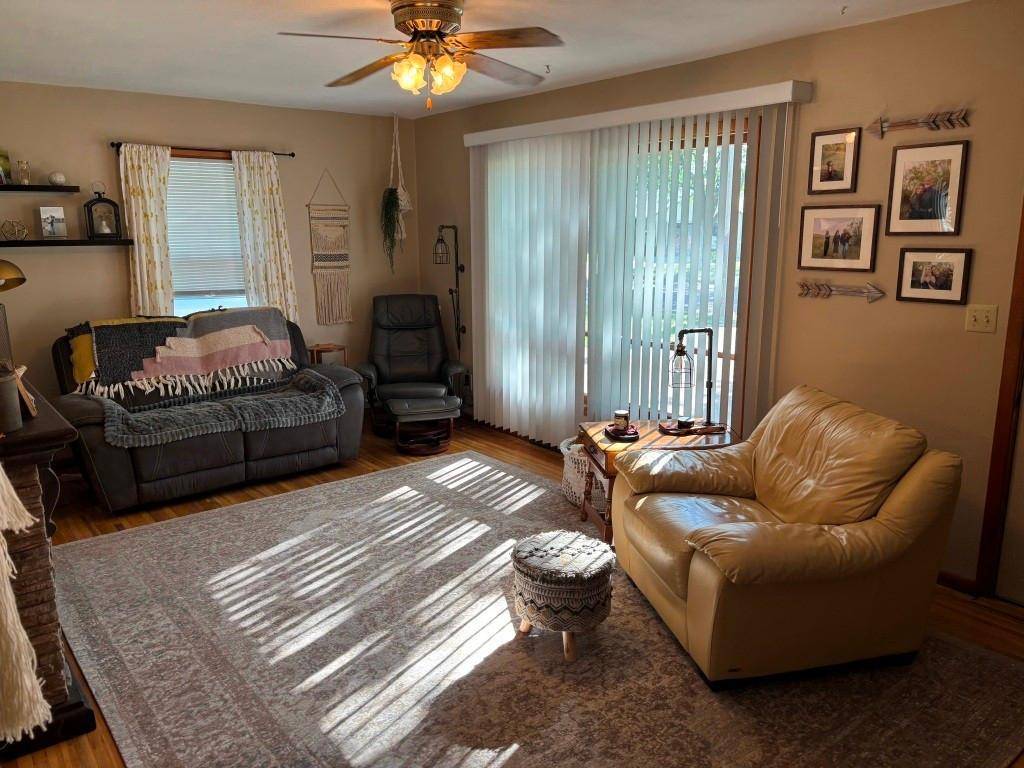 128 S Morrison AVE, Jackson, MN 56143