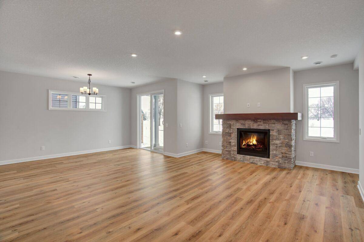 20102 Glanville WAY, Lakeville, MN 55044