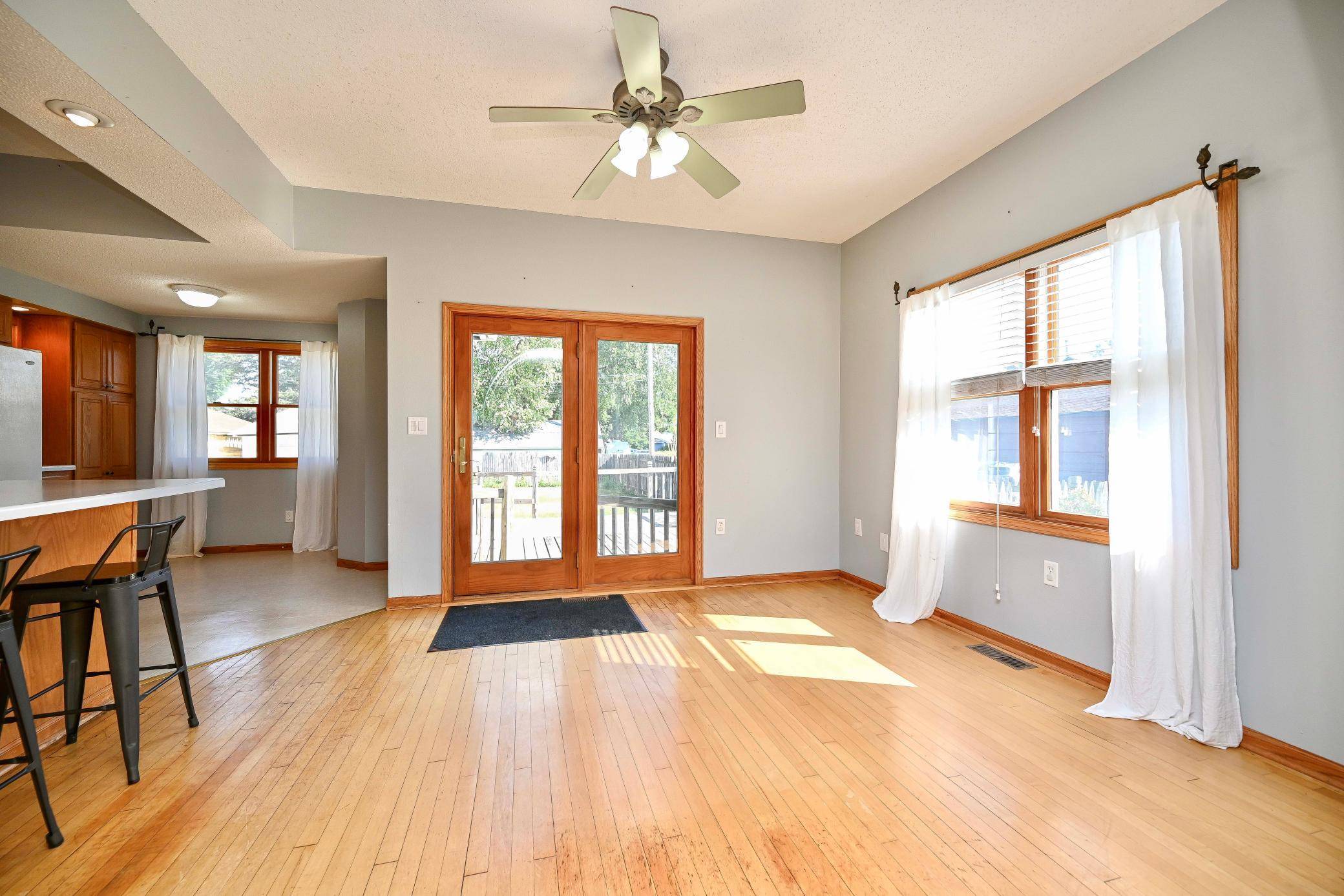 1152 W 5th ST, Winona, MN 55987