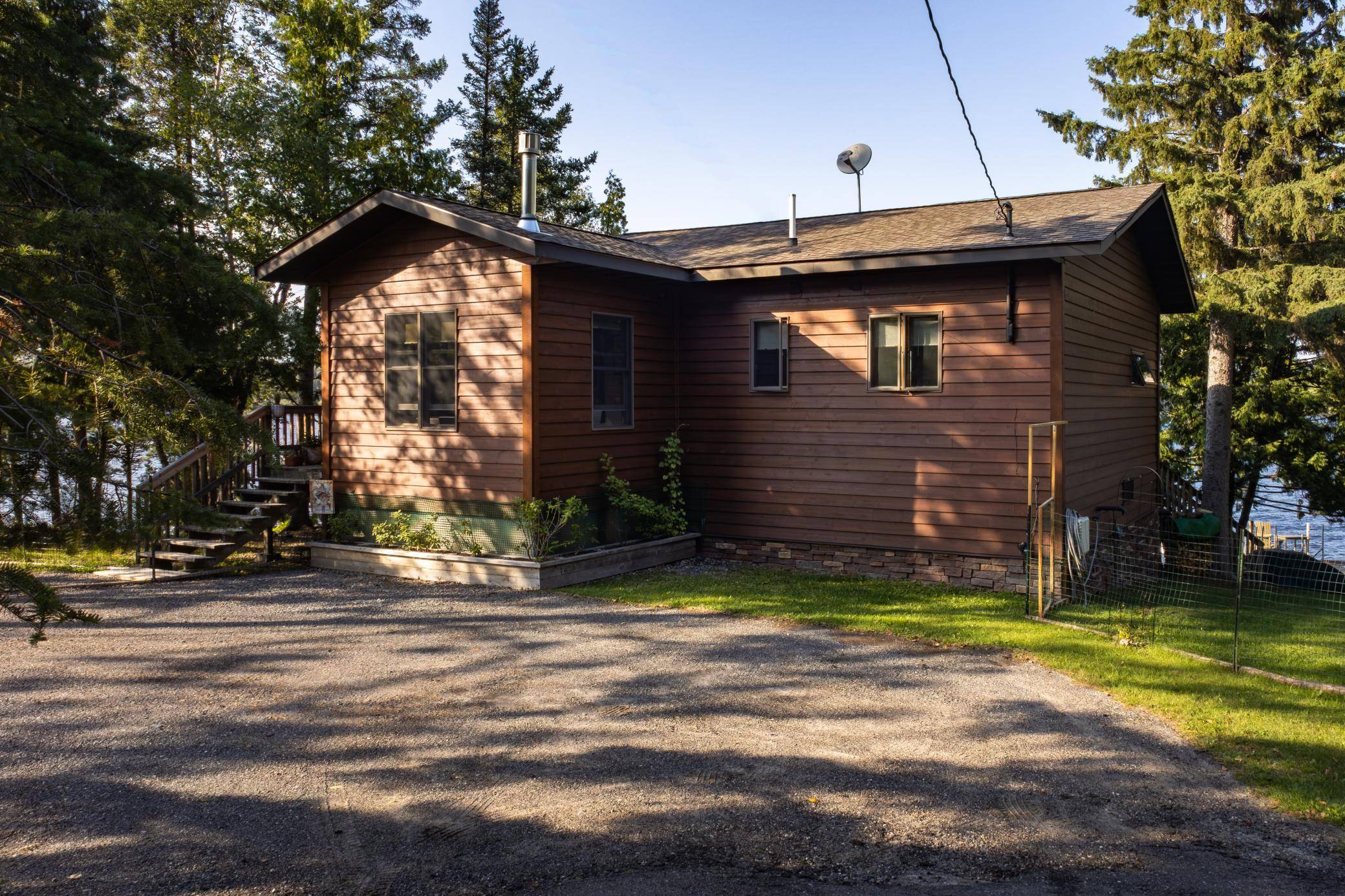 2072 Town Road 344, International Falls, MN 56649