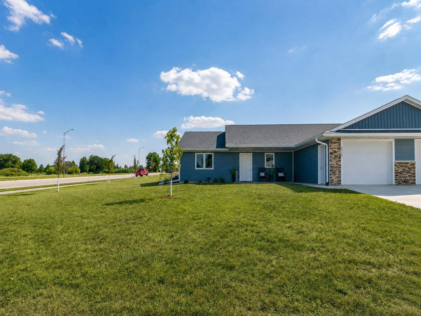 2215 Lake AVE, New Ulm, MN 56073
