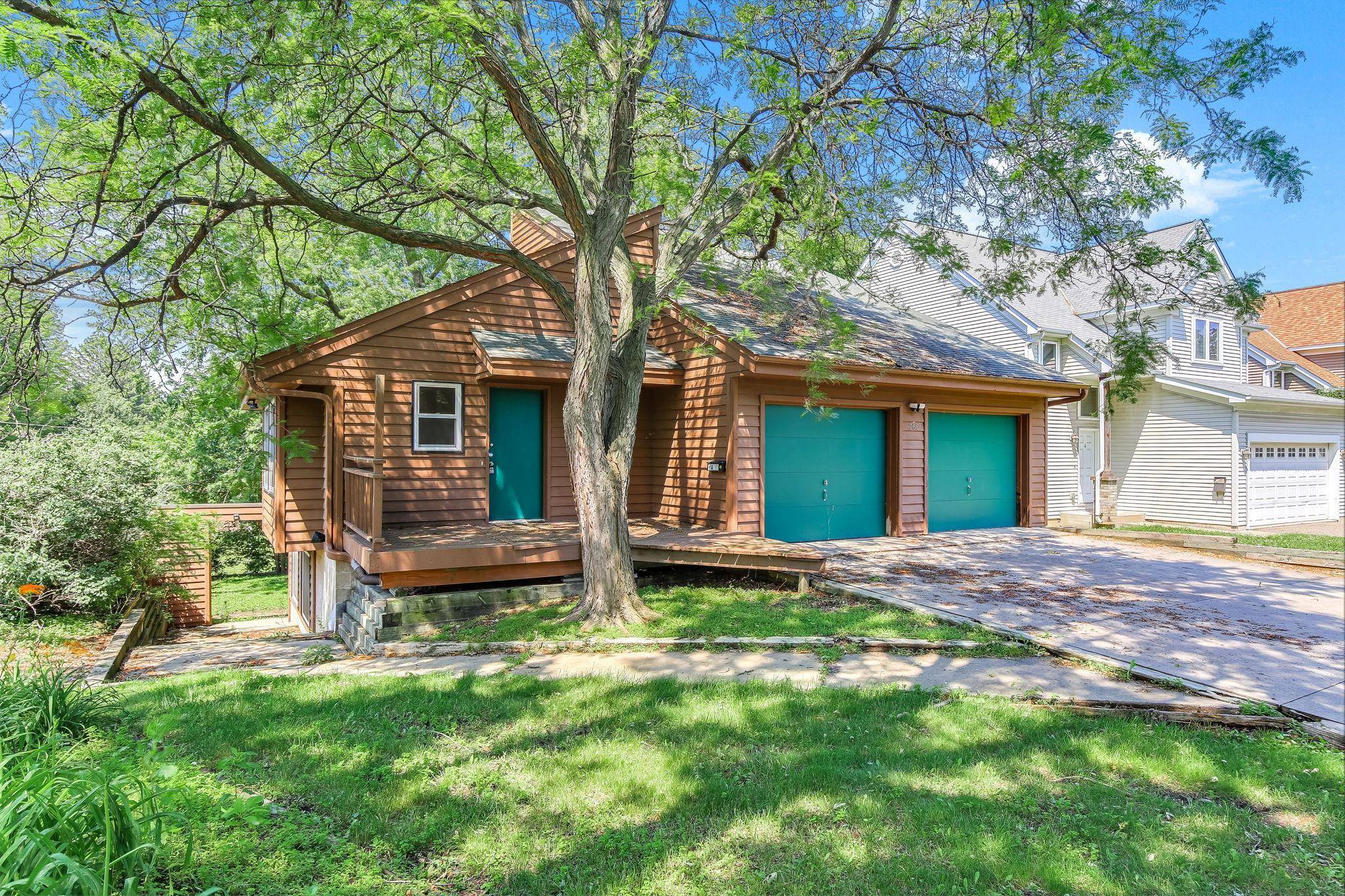760 1st AVE NW, New Brighton, MN 55112