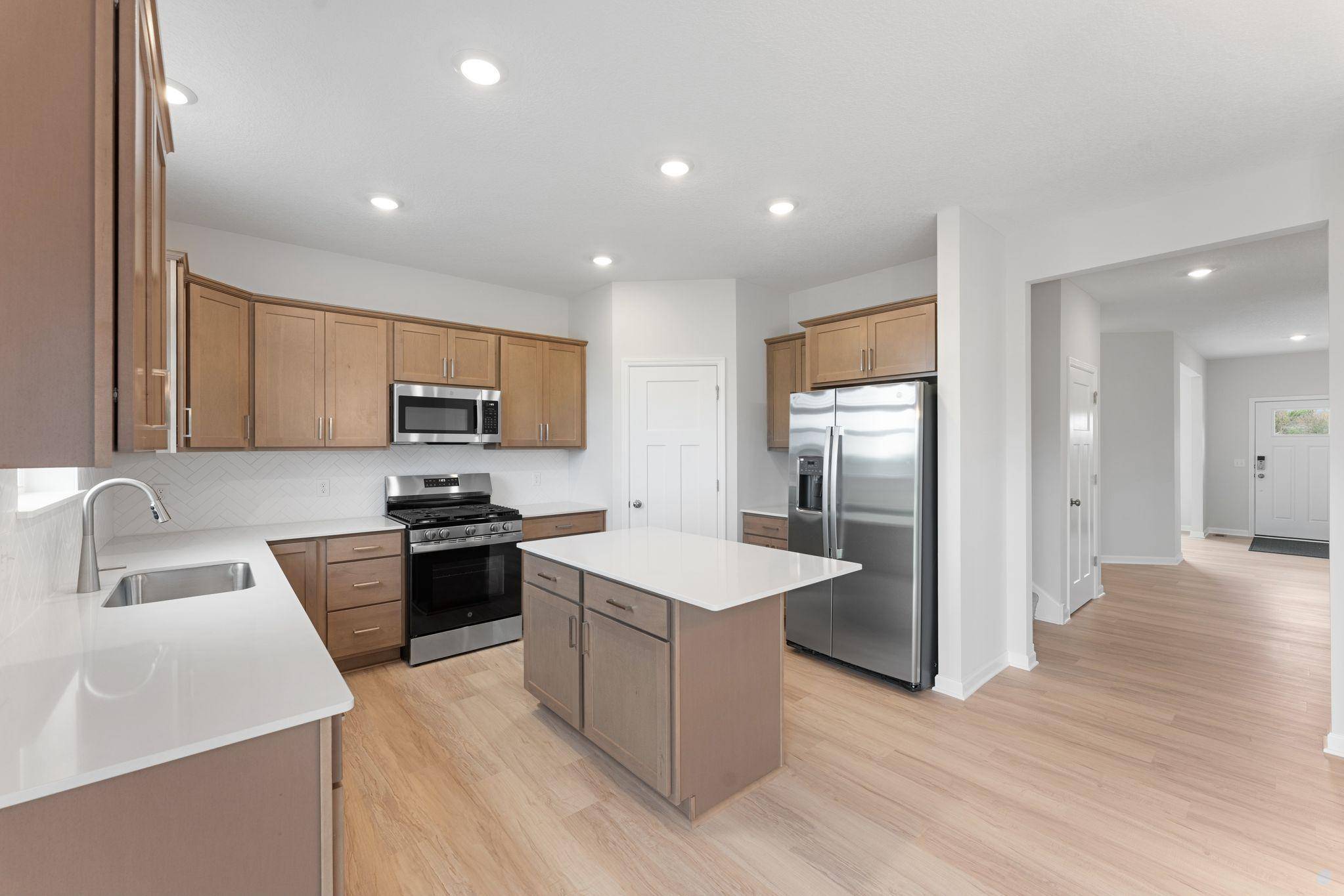 425 James Pkwy, Elko New Market, MN 55054