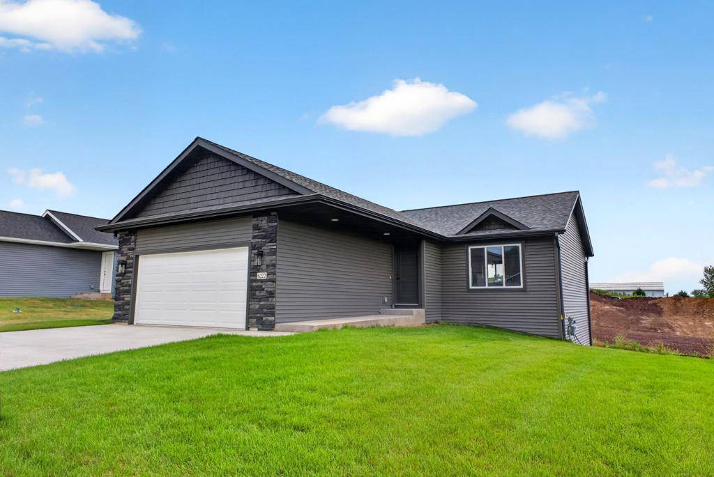 6222 Cody PL NW, Rochester, MN 55901