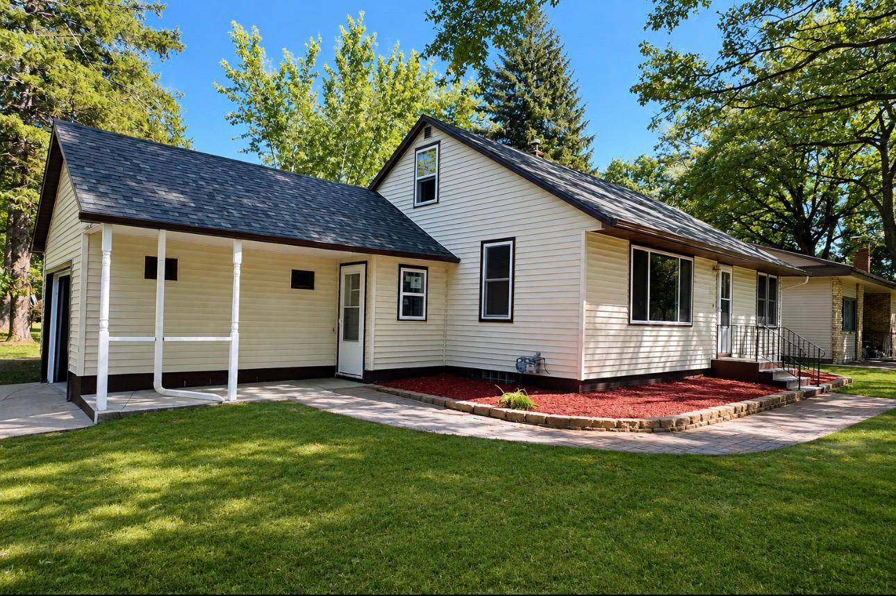 206 8th ST SE, Long Prairie, MN 56347