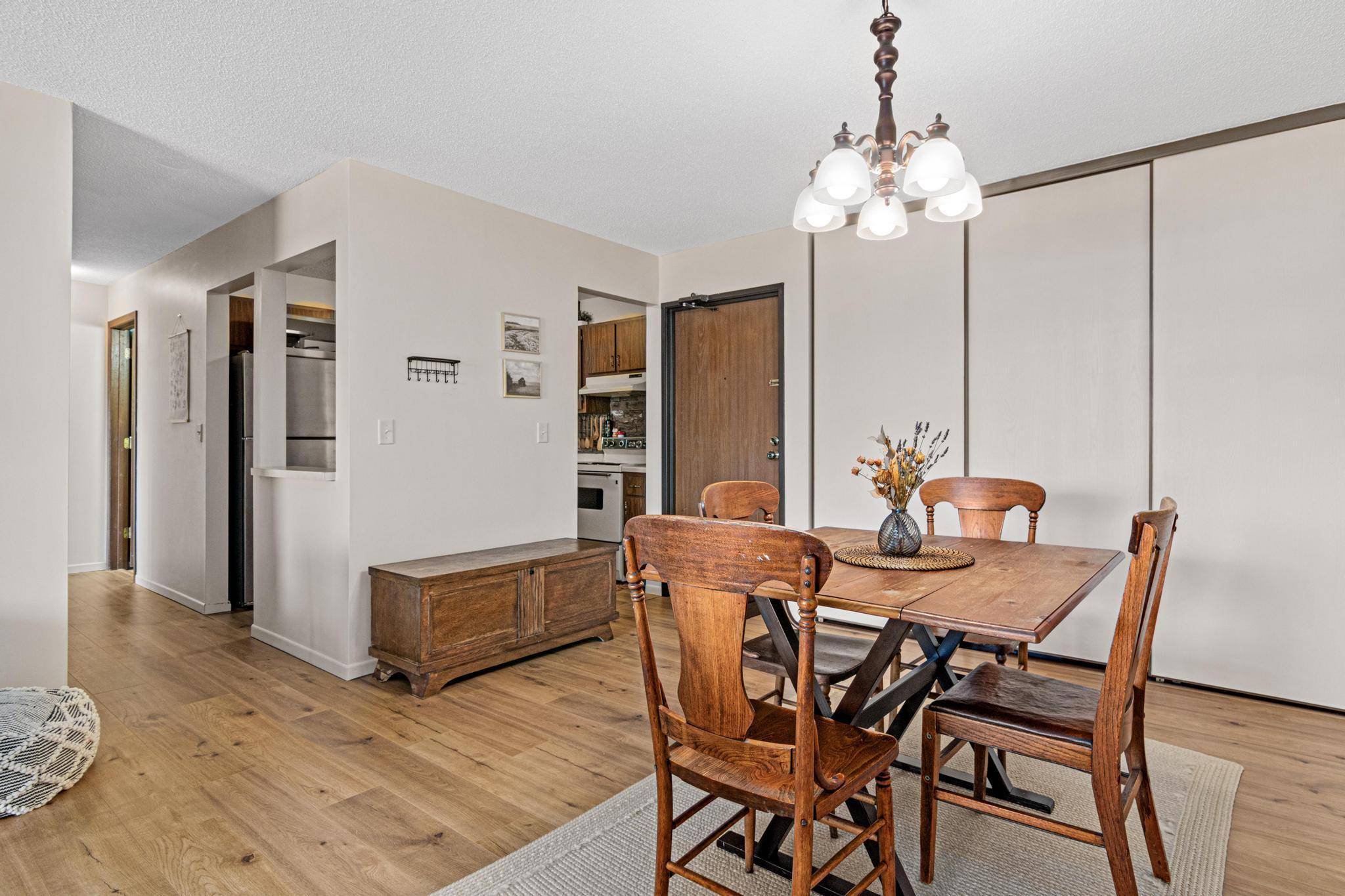 1871 Silver Bell RD #309, Eagan, MN 55122
