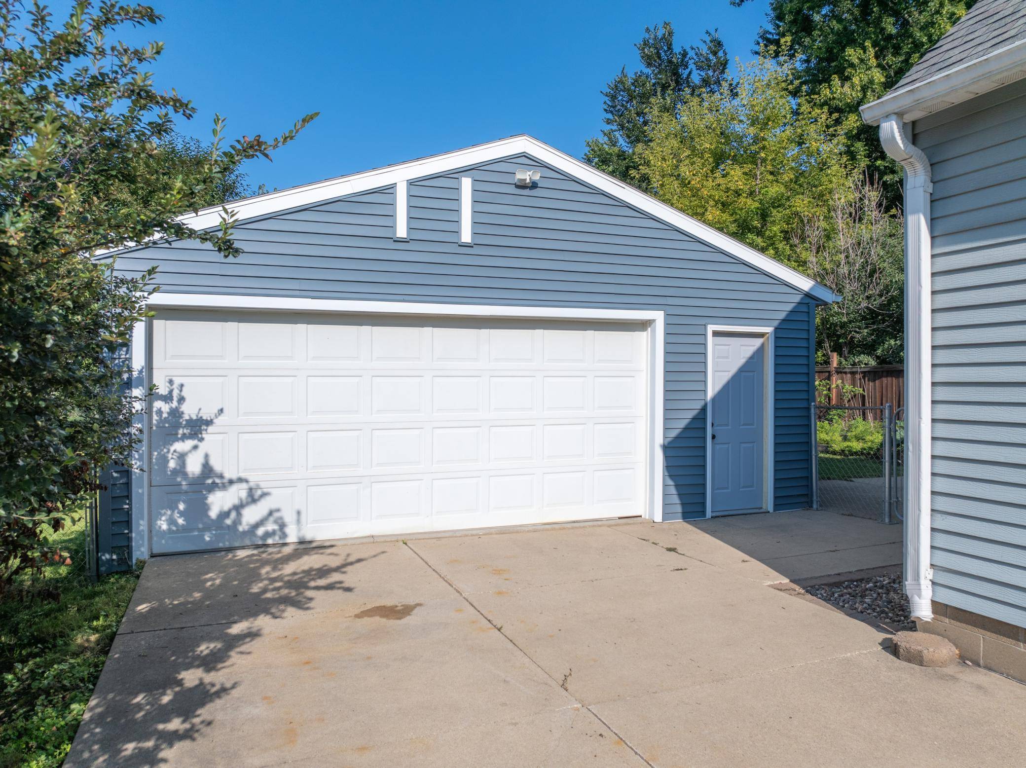 1409 7th AVE NW, Rochester, MN 55901