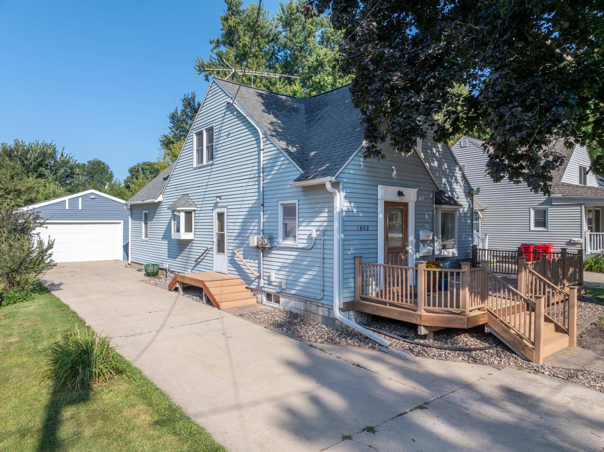1409 7th AVE NW, Rochester, MN 55901
