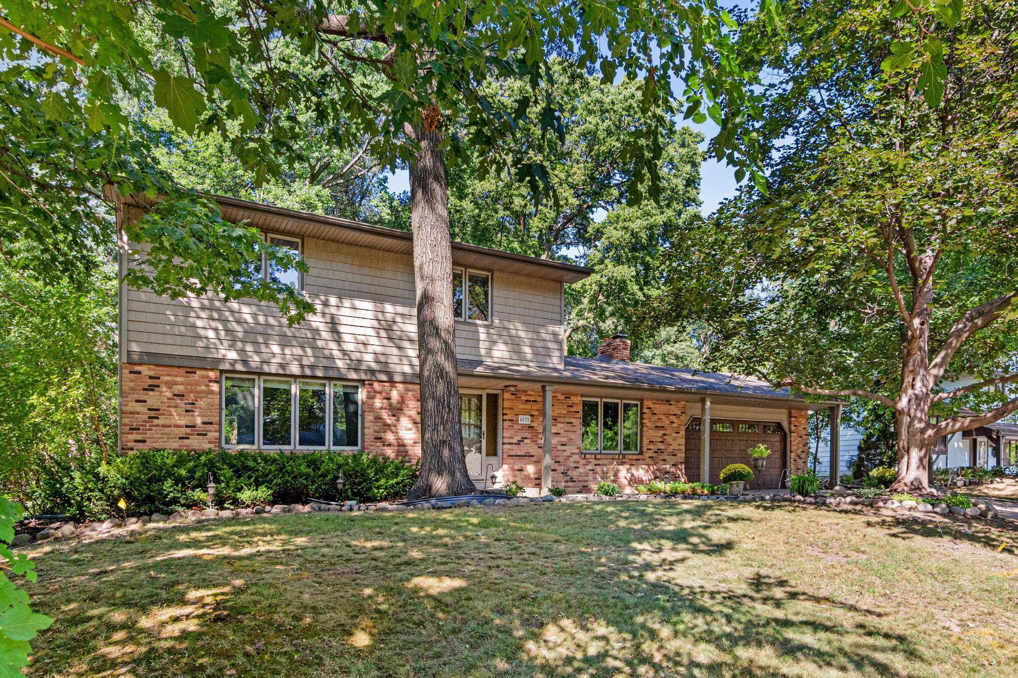 4035 Quaker LN N, Plymouth, MN 55441