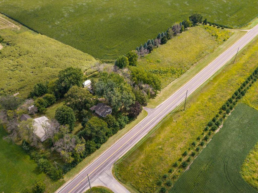 4165 LeSueur AVE, New Prague, MN 56071