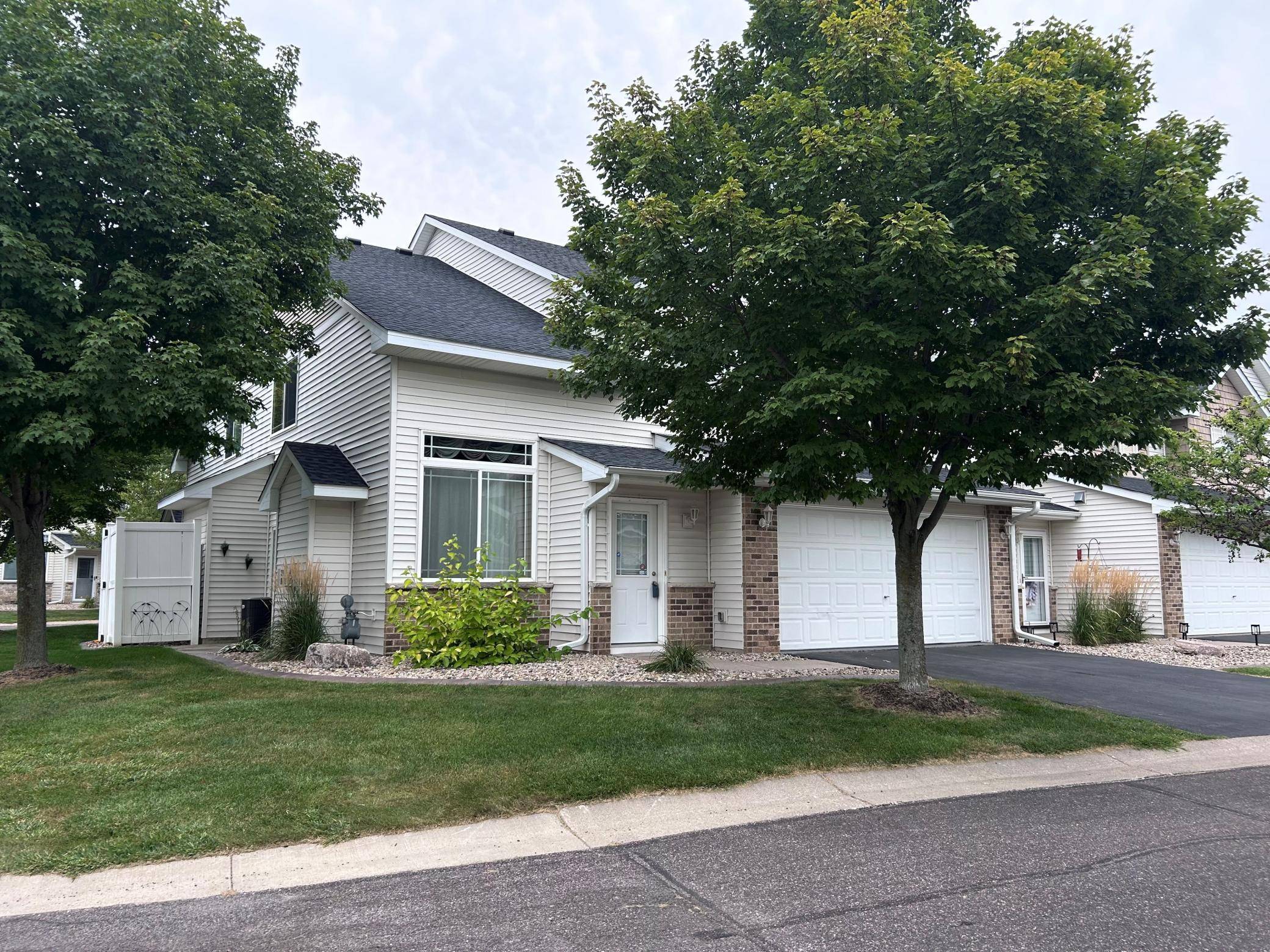 513 French LN, Dundas, MN 55019