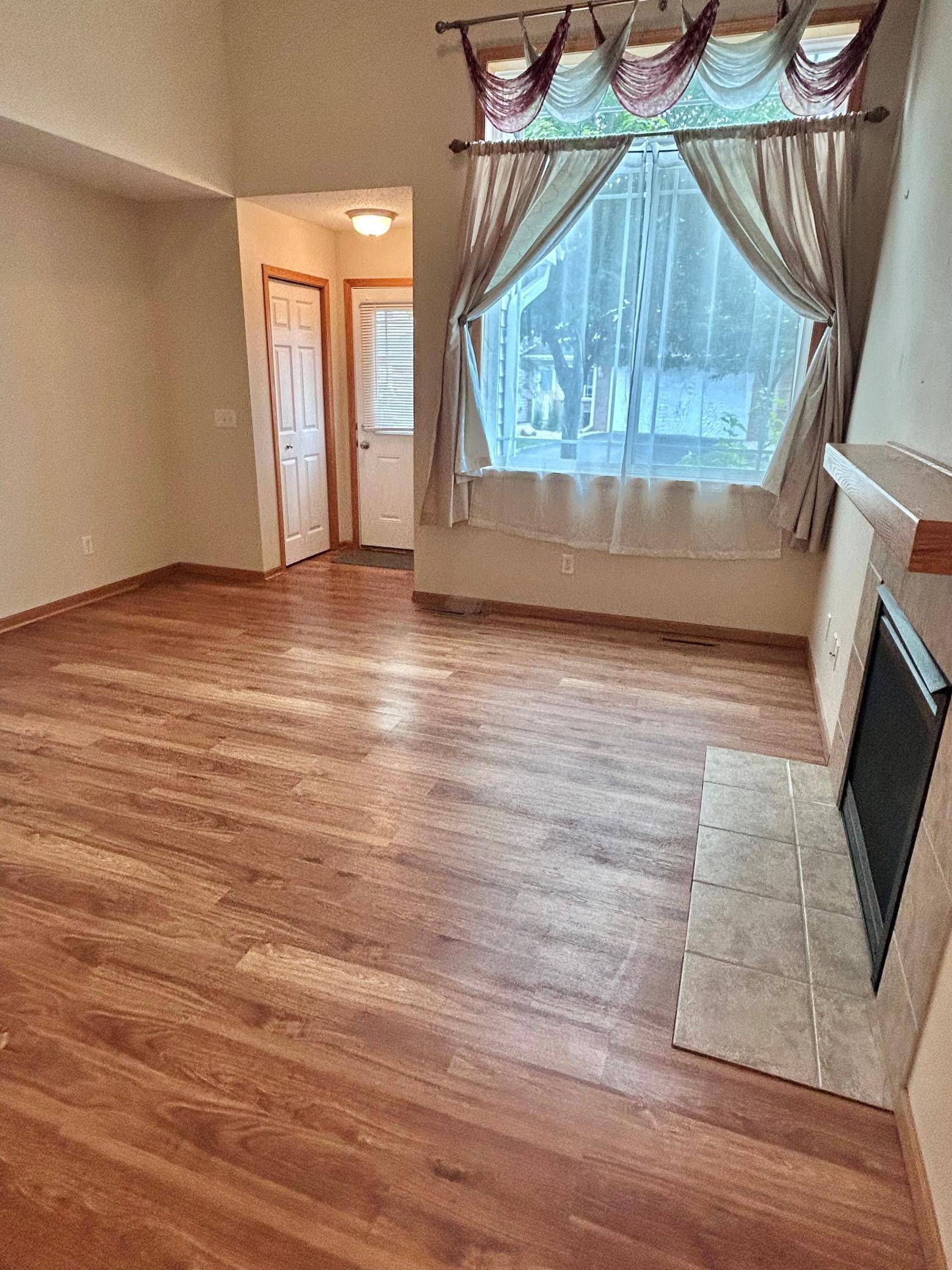 513 French LN, Dundas, MN 55019