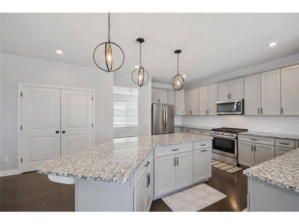18468 70th AVE N, Maple Grove, MN 55311