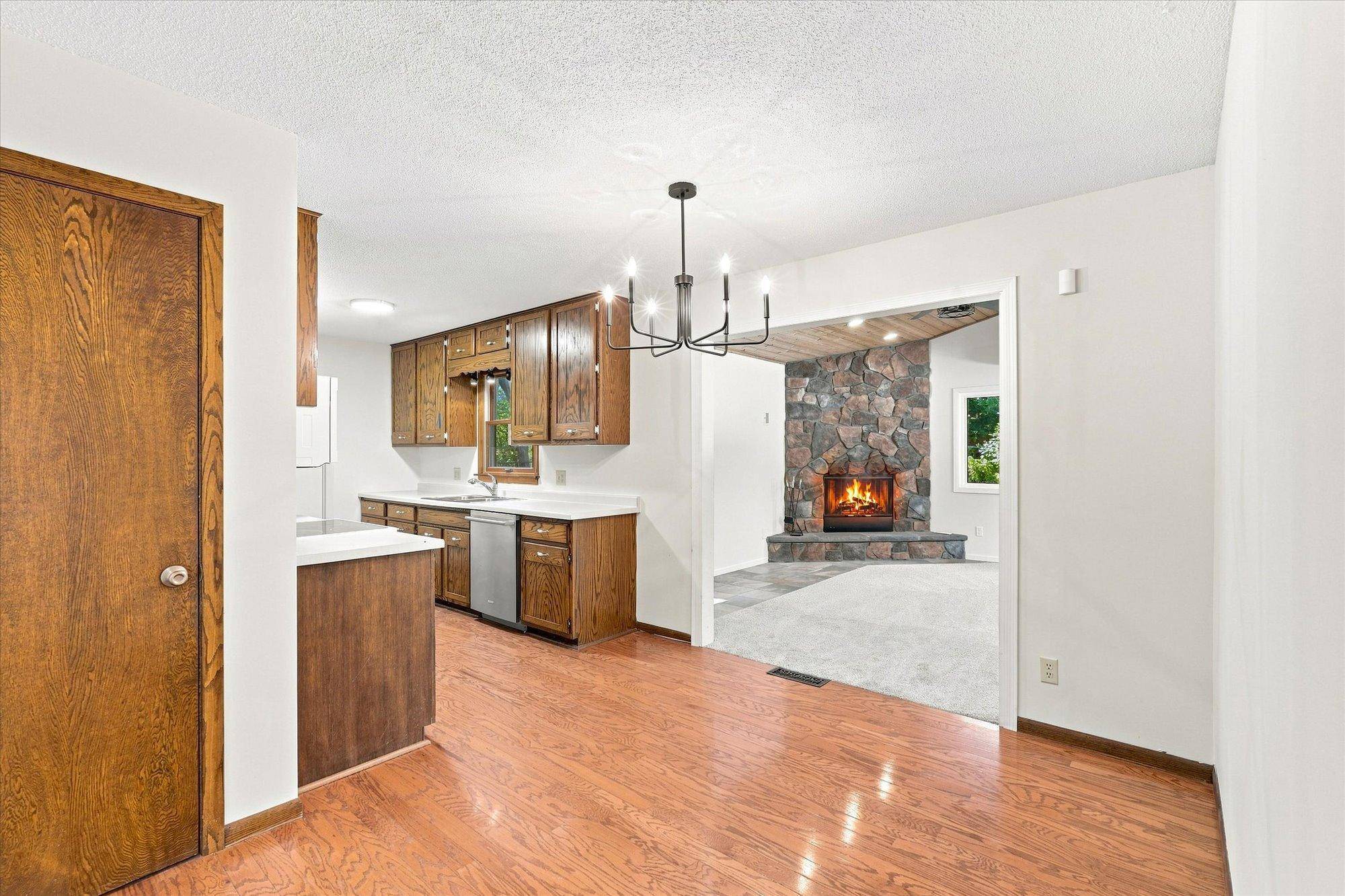 1339 Oak ST, River Falls, WI 54022