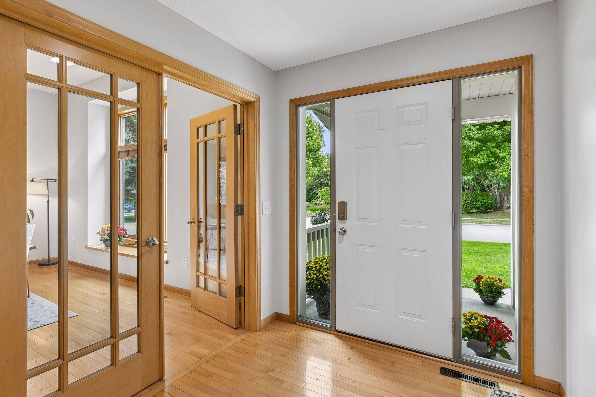 1509 Lockwood DR, Northfield, MN 55057