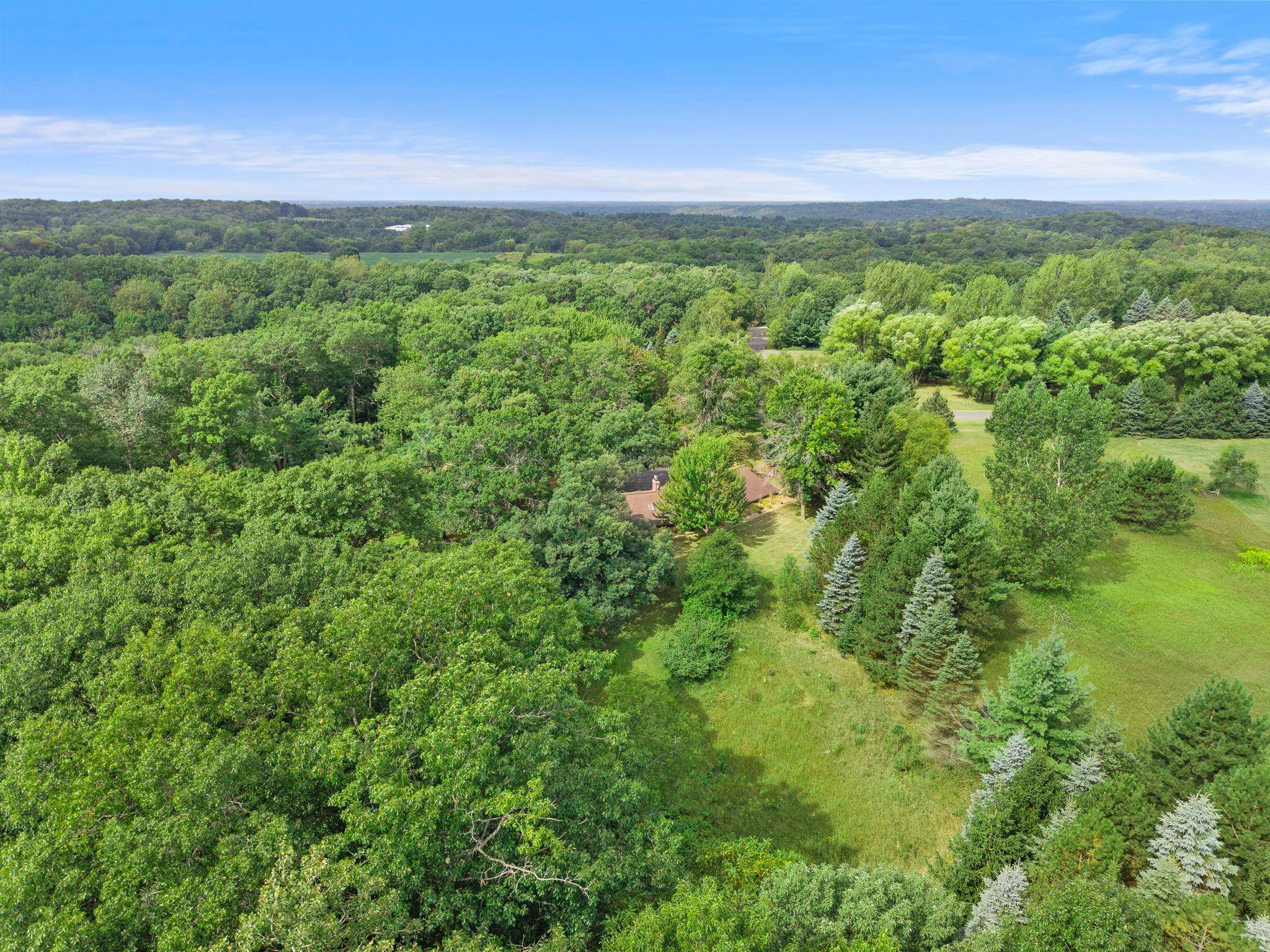 190 Northstar LN, Saint Croix Falls, WI 54024
