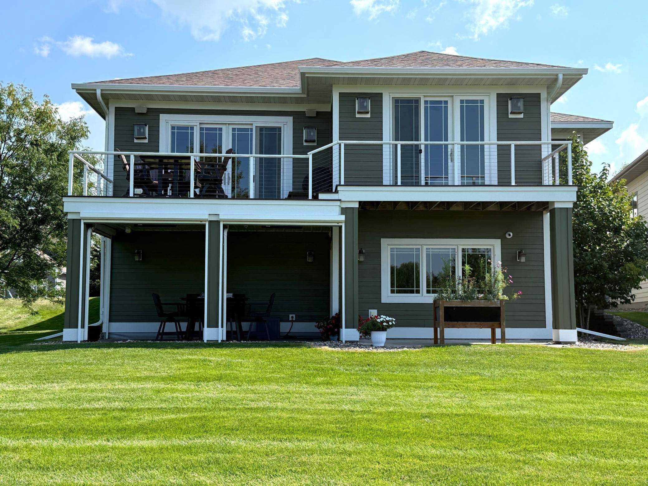 680 Indigo LN, Northfield, MN 55057