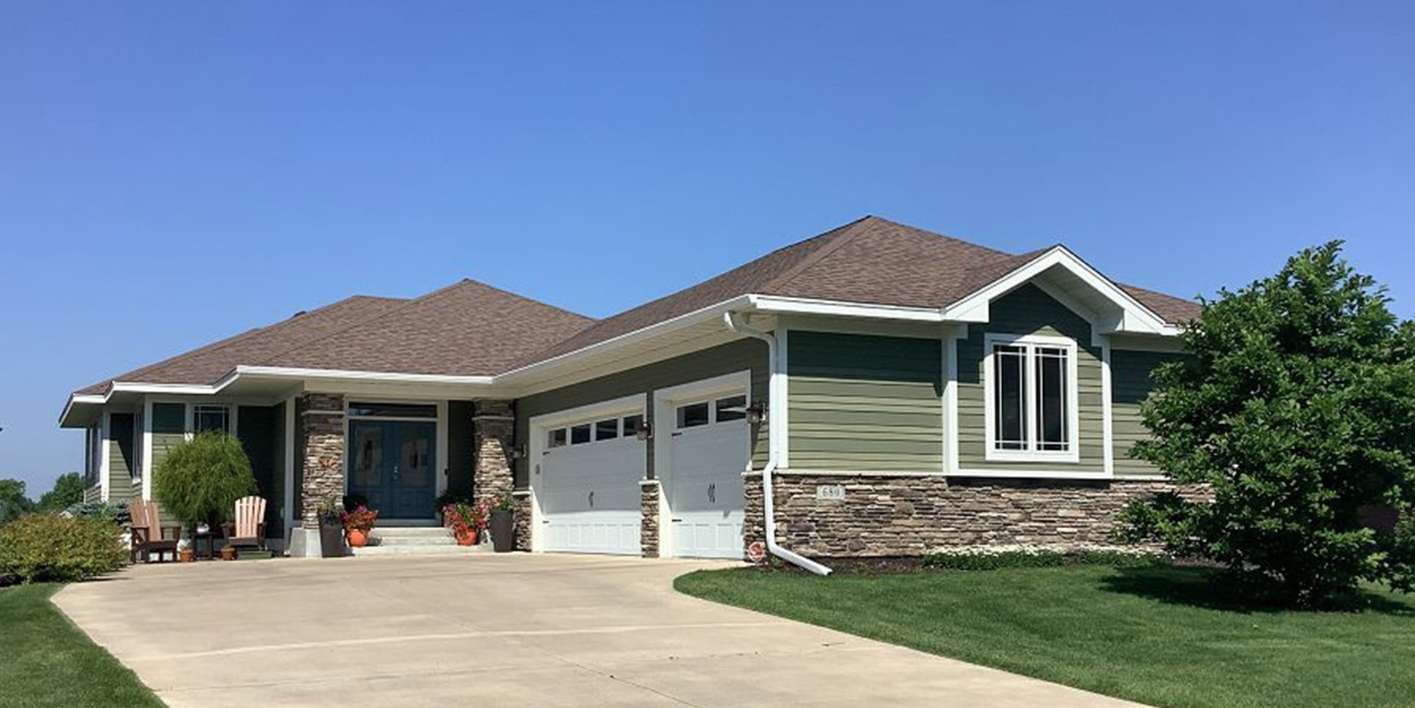 680 Indigo LN, Northfield, MN 55057
