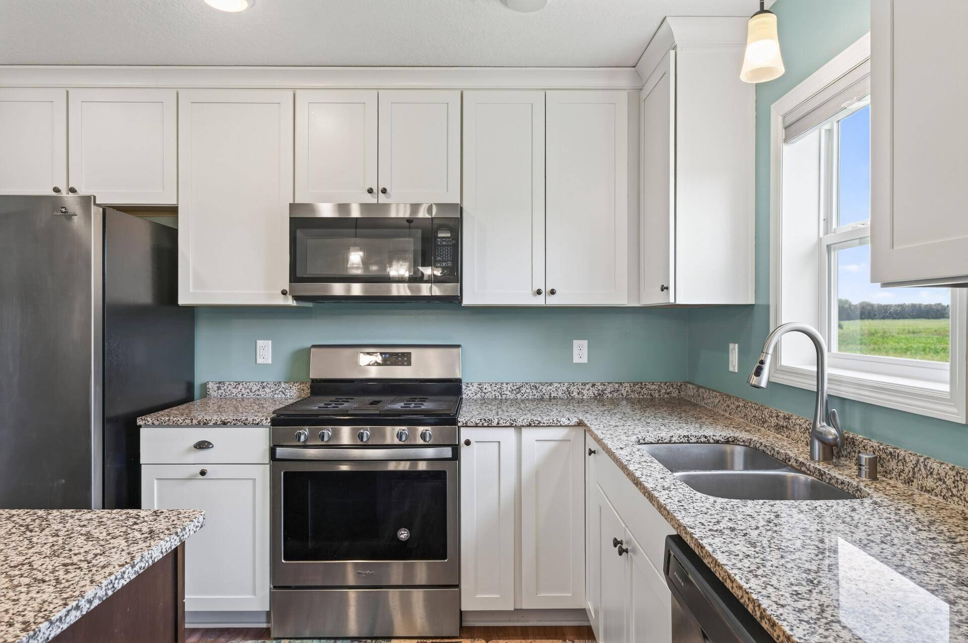 1405 Carlson DR, Isanti, MN 55040