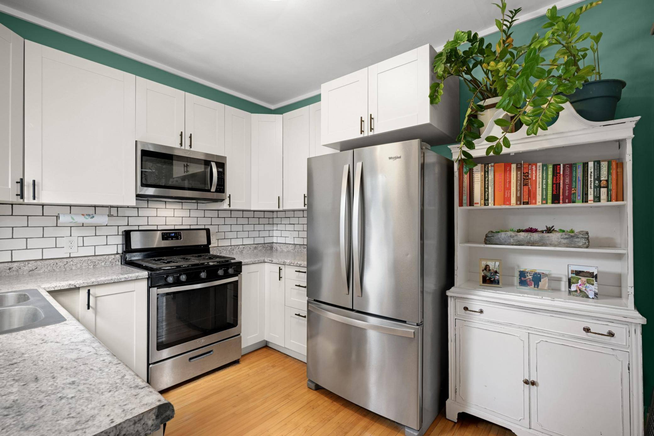 846 Charles AVE, Saint Paul, MN 55104