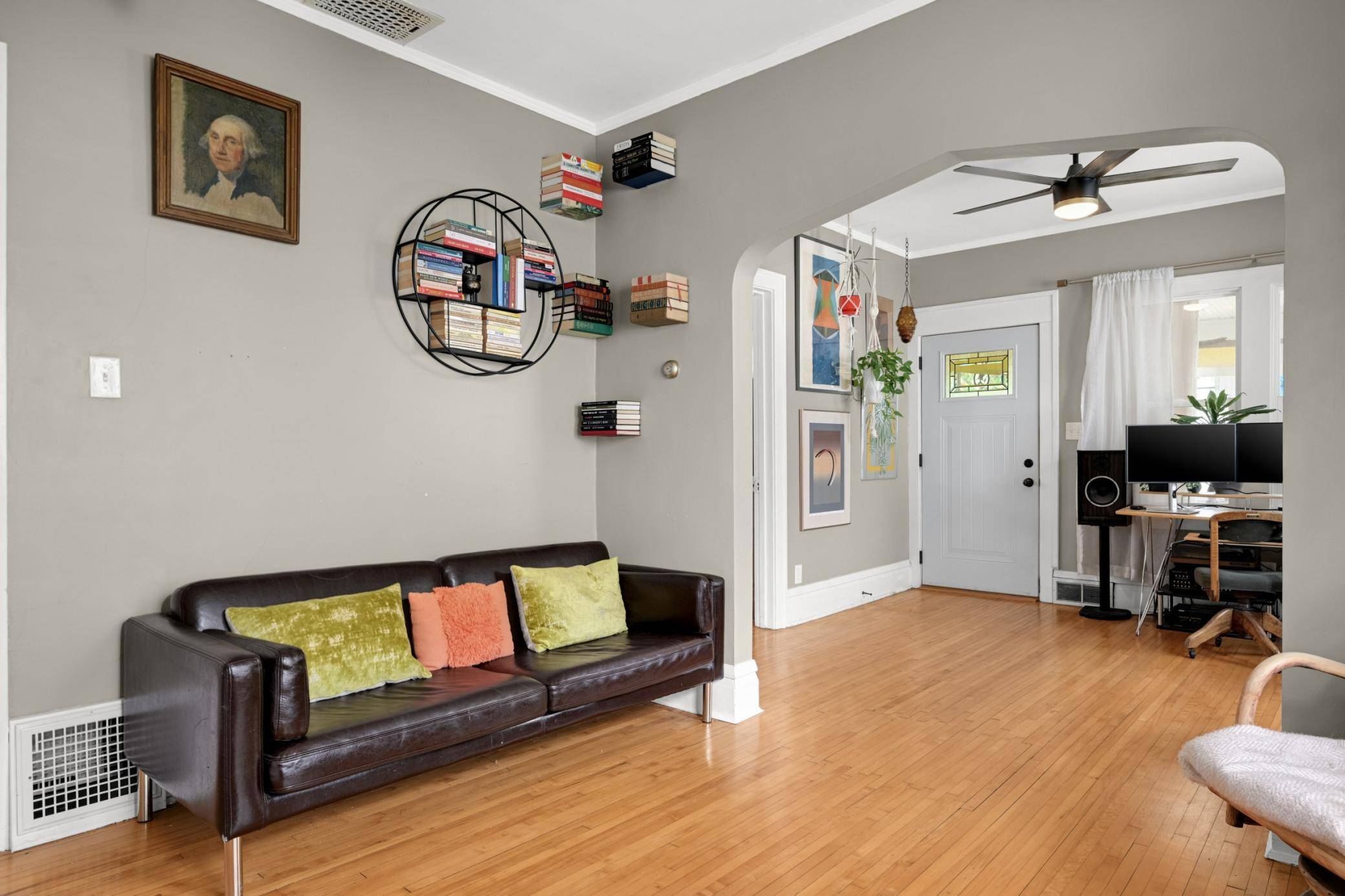 846 Charles AVE, Saint Paul, MN 55104