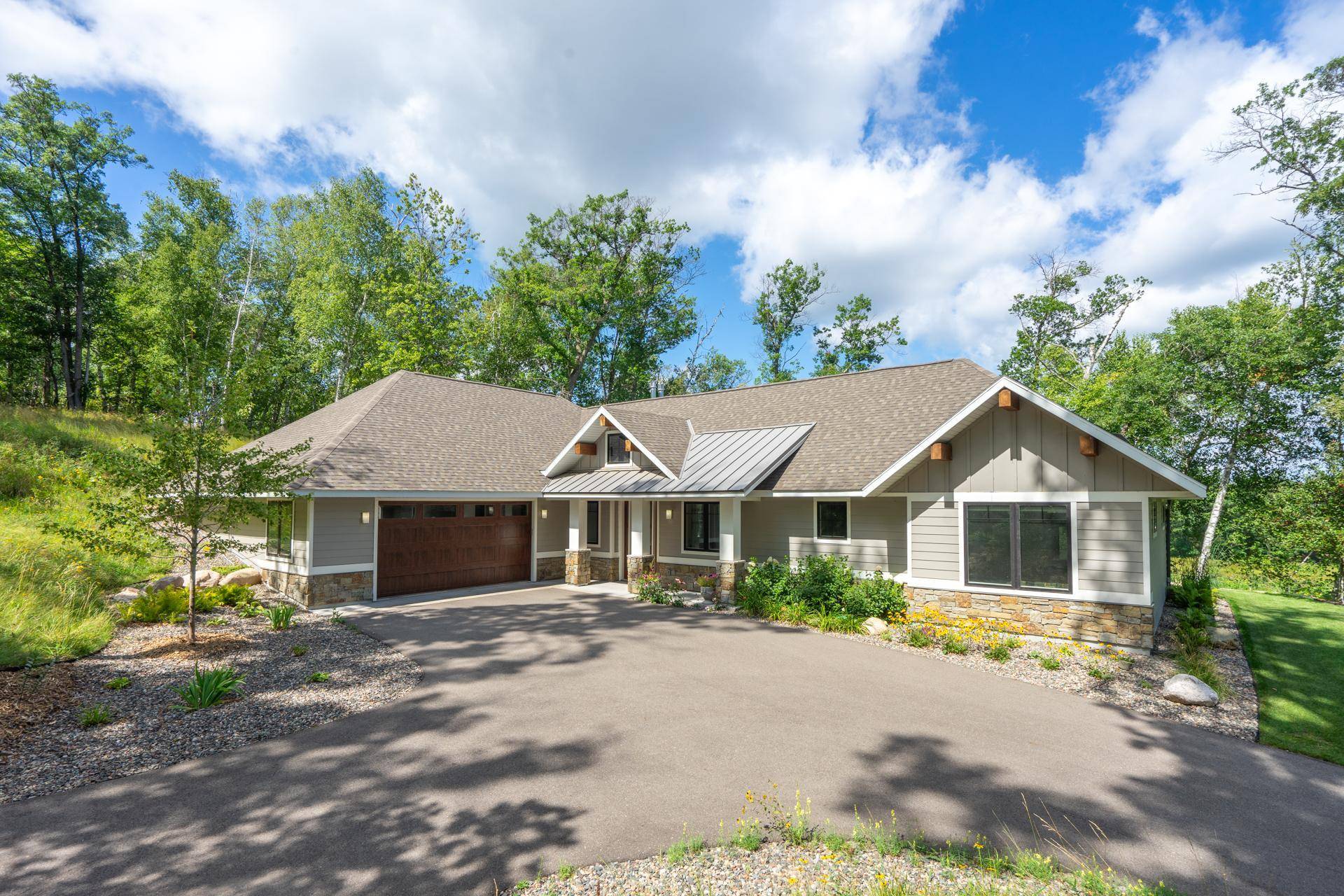 1860 Deer Path CIR SW, East Gull Lake, MN 56401