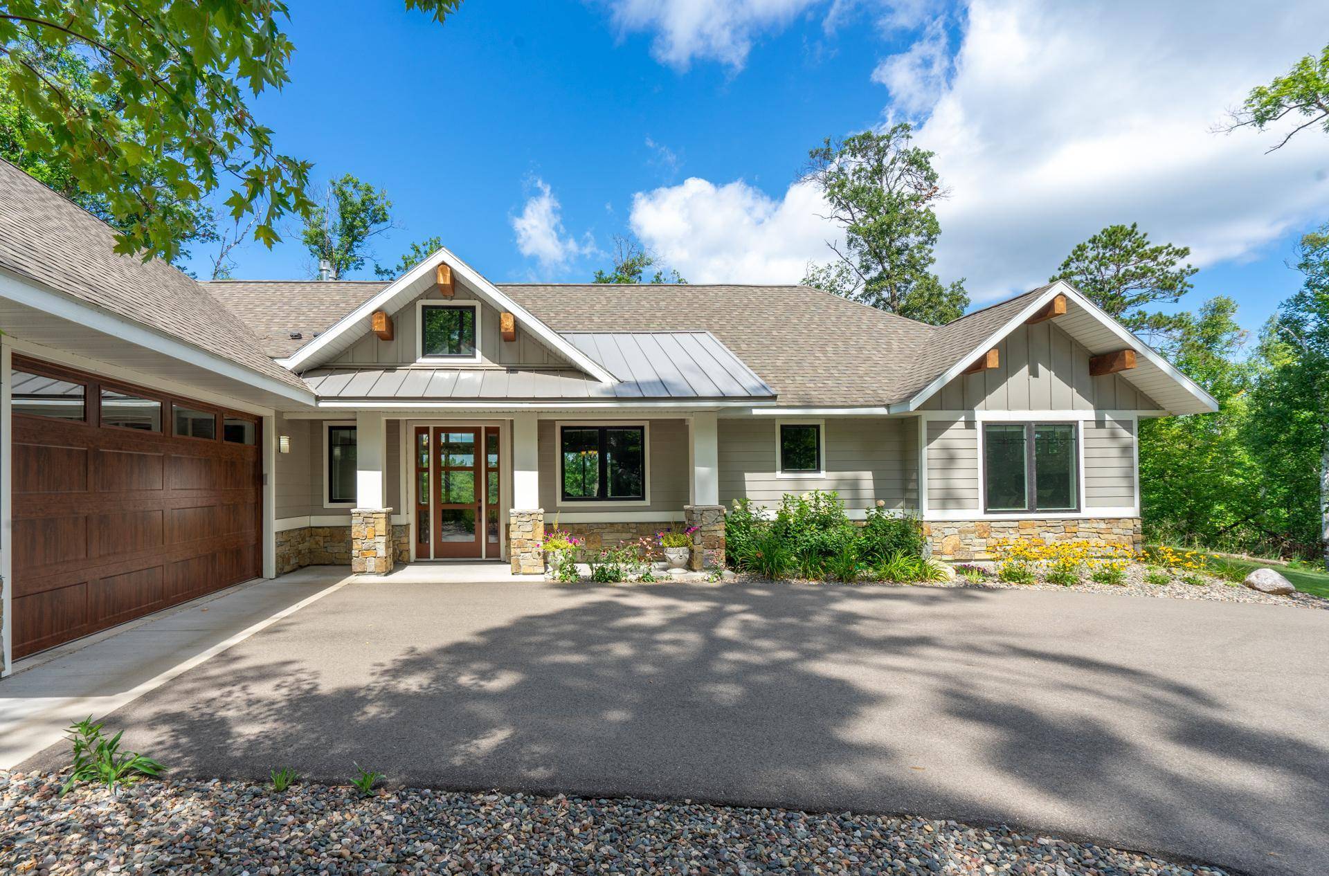 1860 Deer Path CIR SW, East Gull Lake, MN 56401
