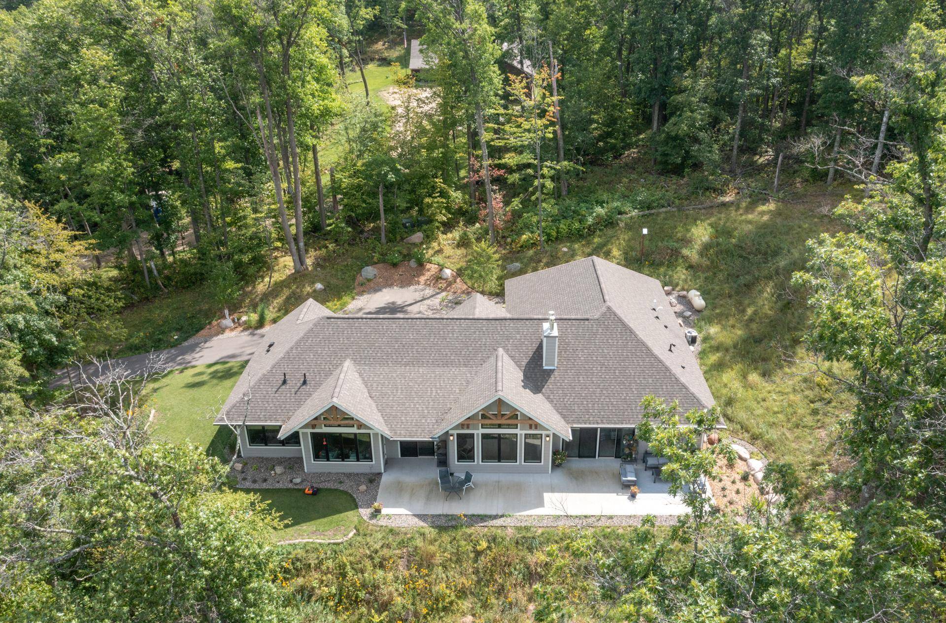 1860 Deer Path CIR SW, East Gull Lake, MN 56401
