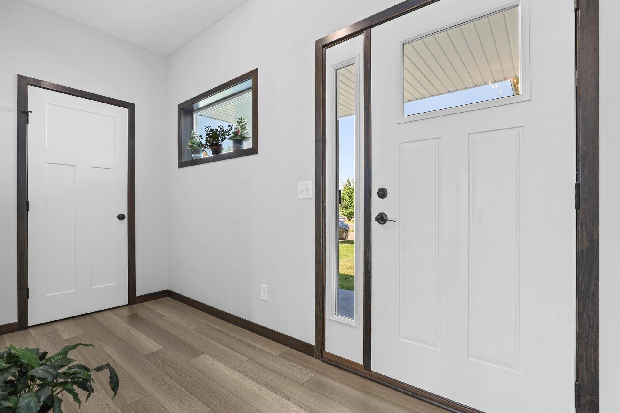 1024 Bellaire BLVD NW, Isanti, MN 55040