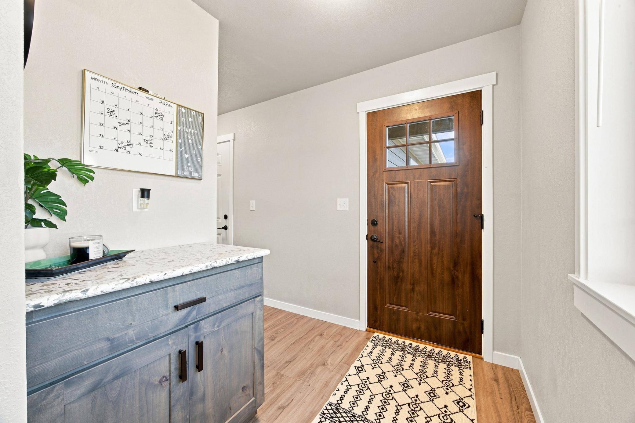 1102 LILAC LN, Moorhead, MN 56560
