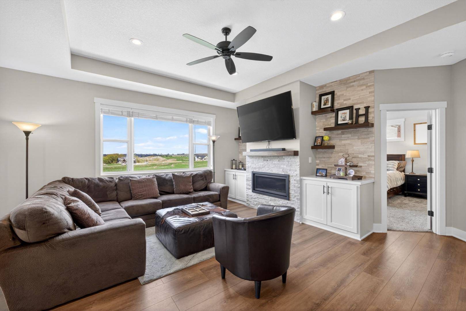 43 13th ST NE, Byron, MN 55920
