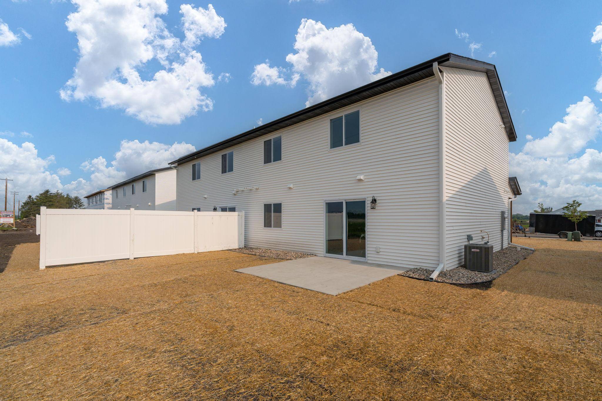 3123 Scotch LN, Mankato, MN 56001