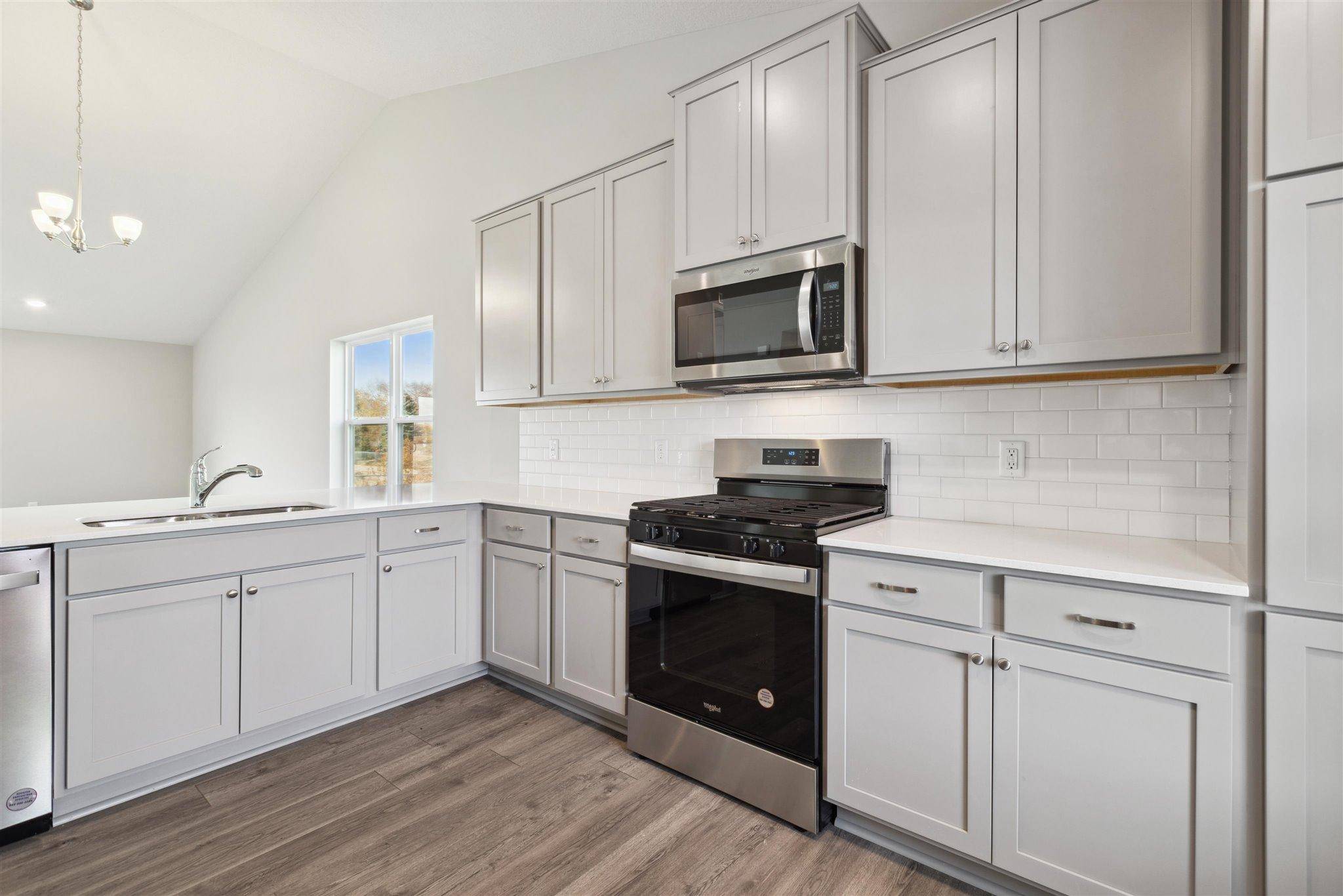 8802 Jules AVE S, Cottage Grove, MN 55016